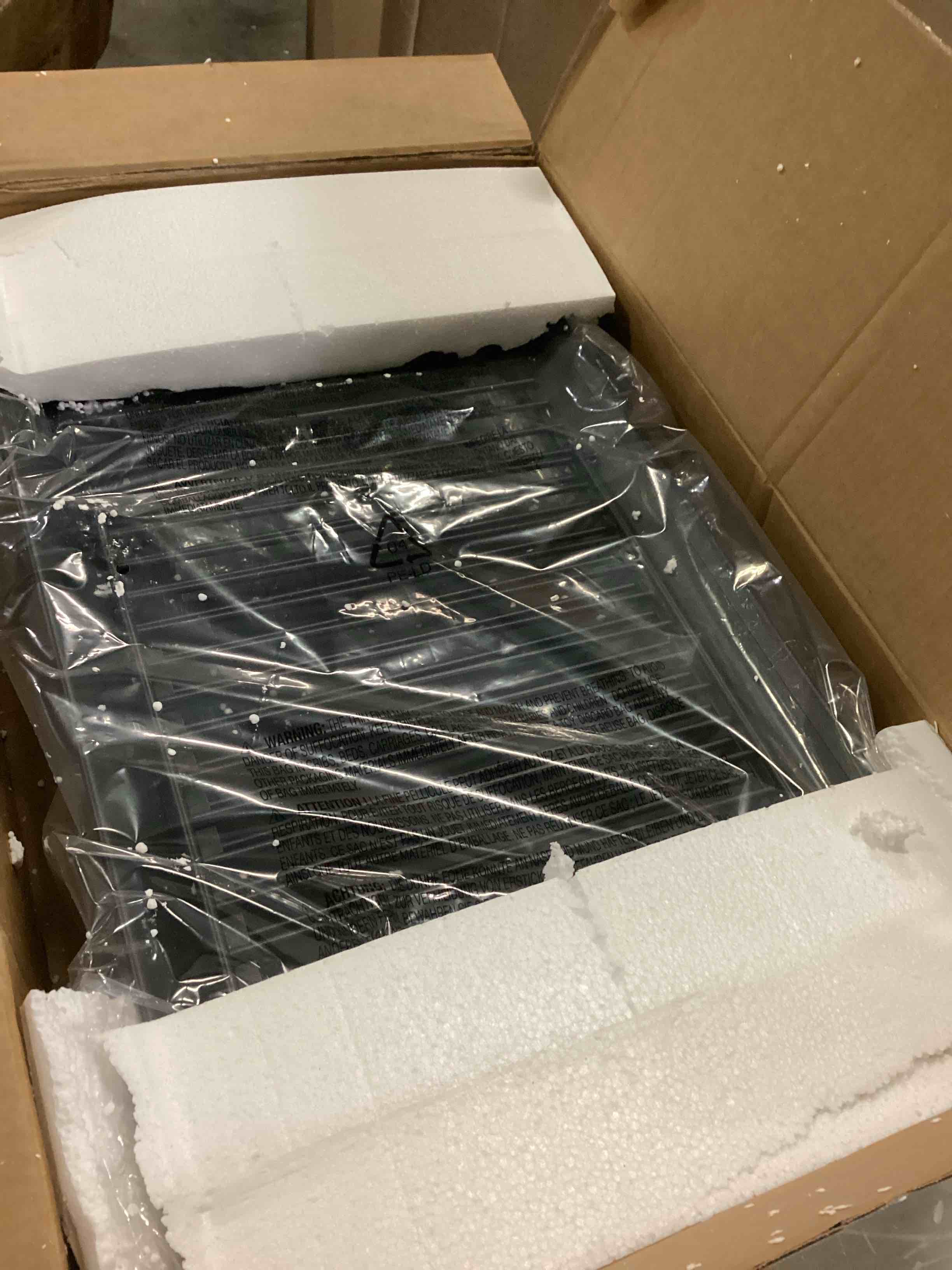 https://s3.amazonaws.com/lotting-images-prod/bidfta/GRN6808589_1732131610571.jpeg
