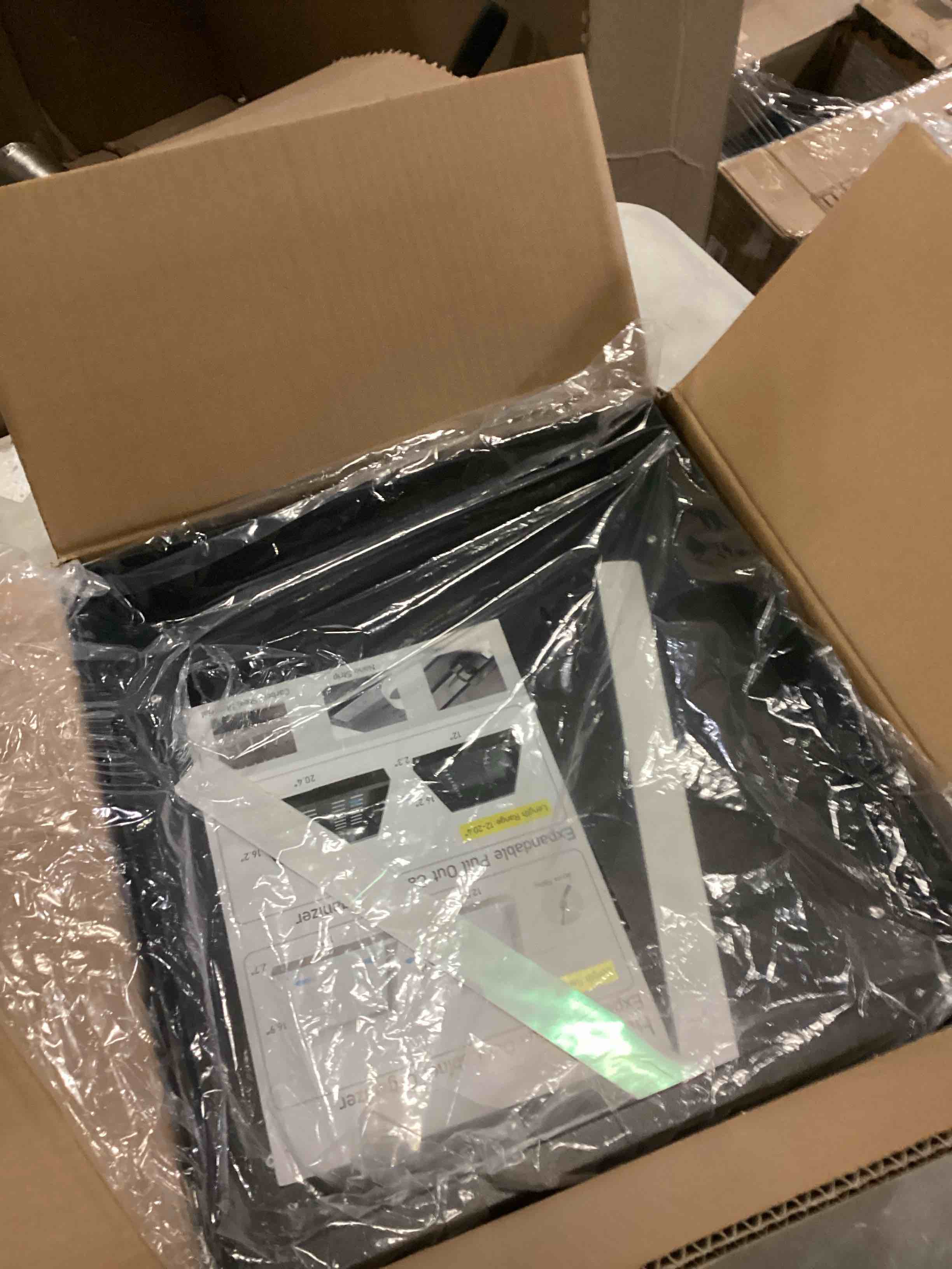 https://s3.amazonaws.com/lotting-images-prod/bidfta/GRN6808713_1732211937301.jpeg