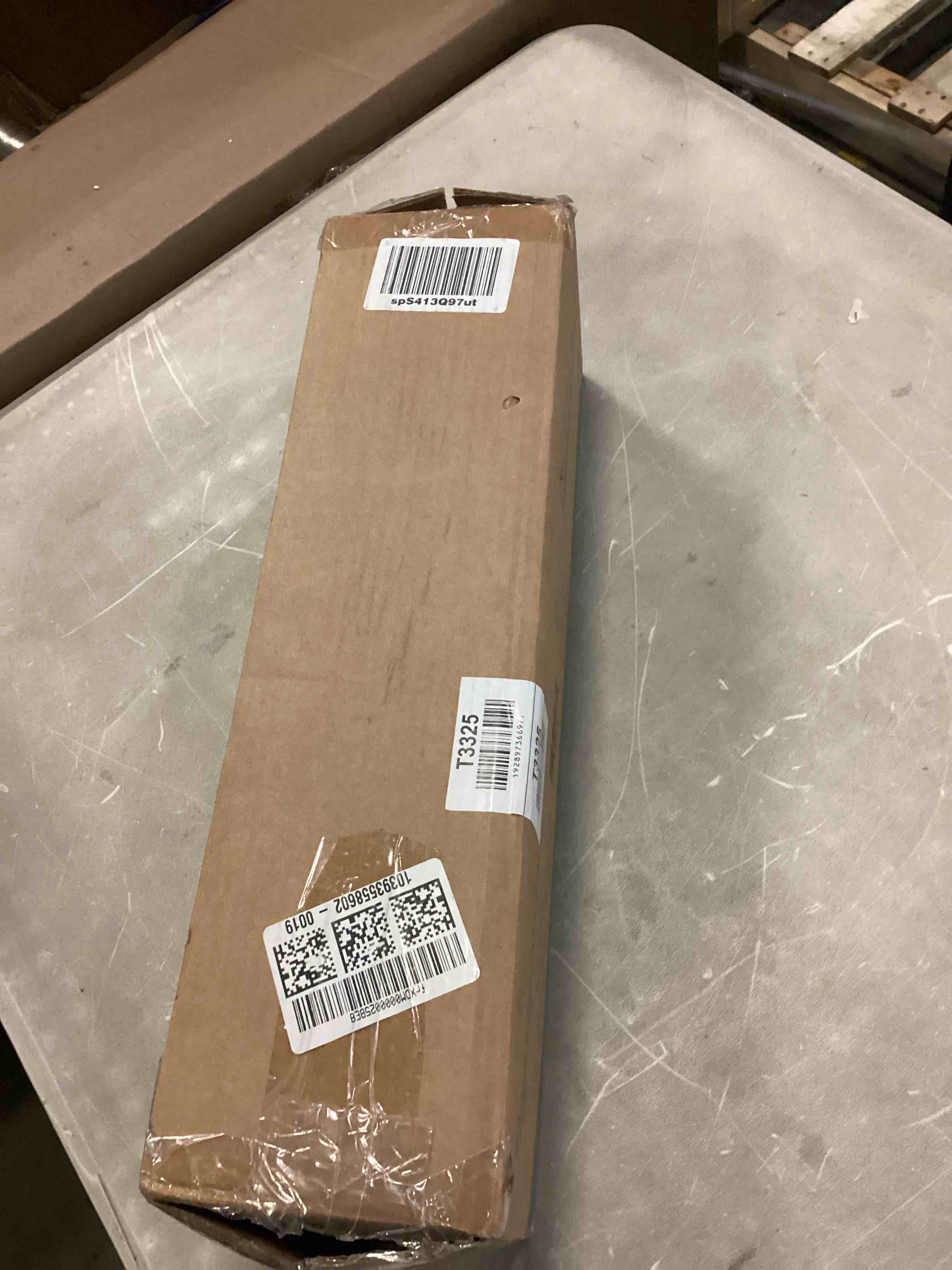 https://s3.amazonaws.com/lotting-images-prod/bidfta/GRN6808786_1732284108301.jpeg