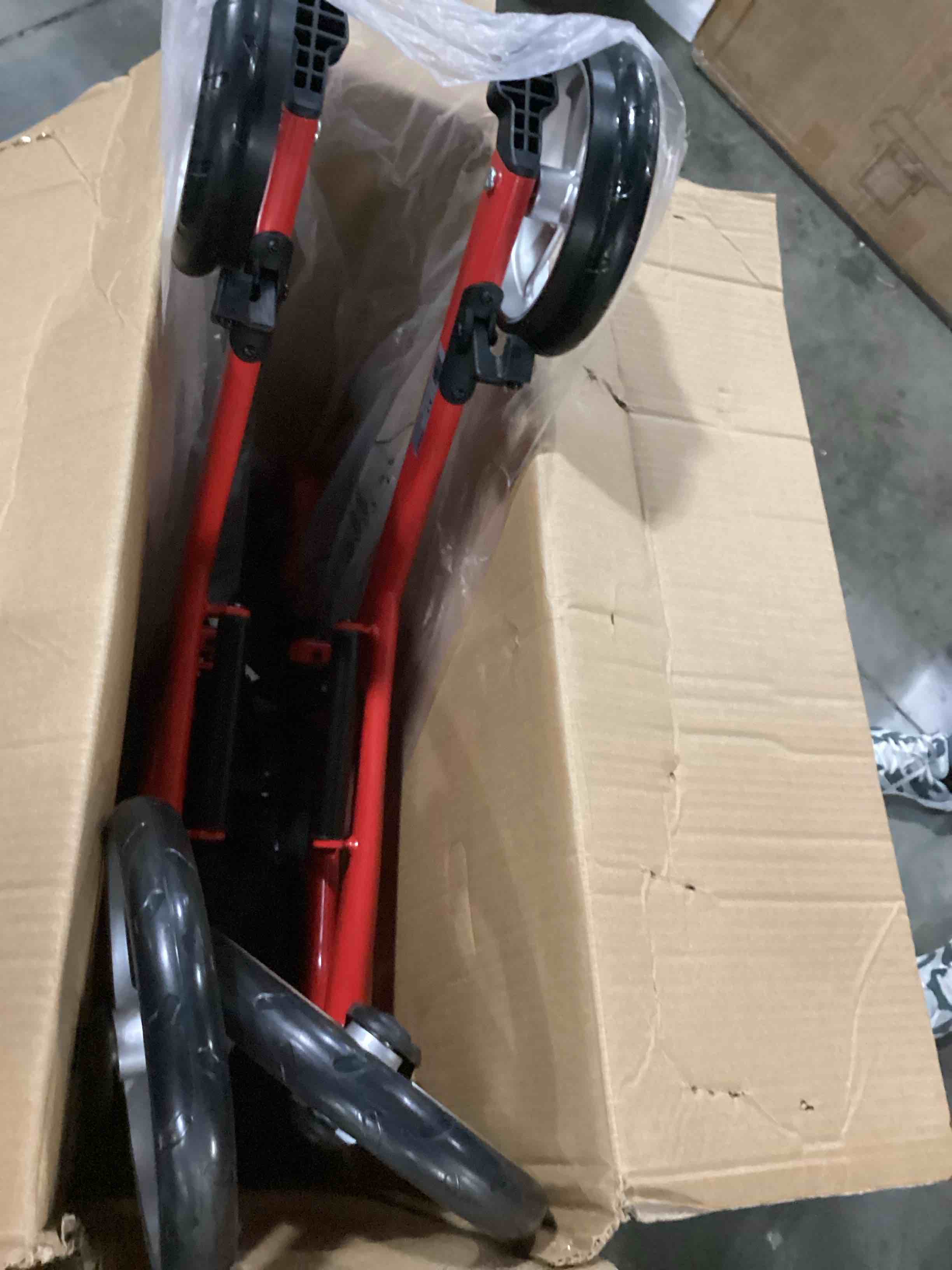 https://s3.amazonaws.com/lotting-images-prod/bidfta/GRN6808984_1728910239820.jpeg