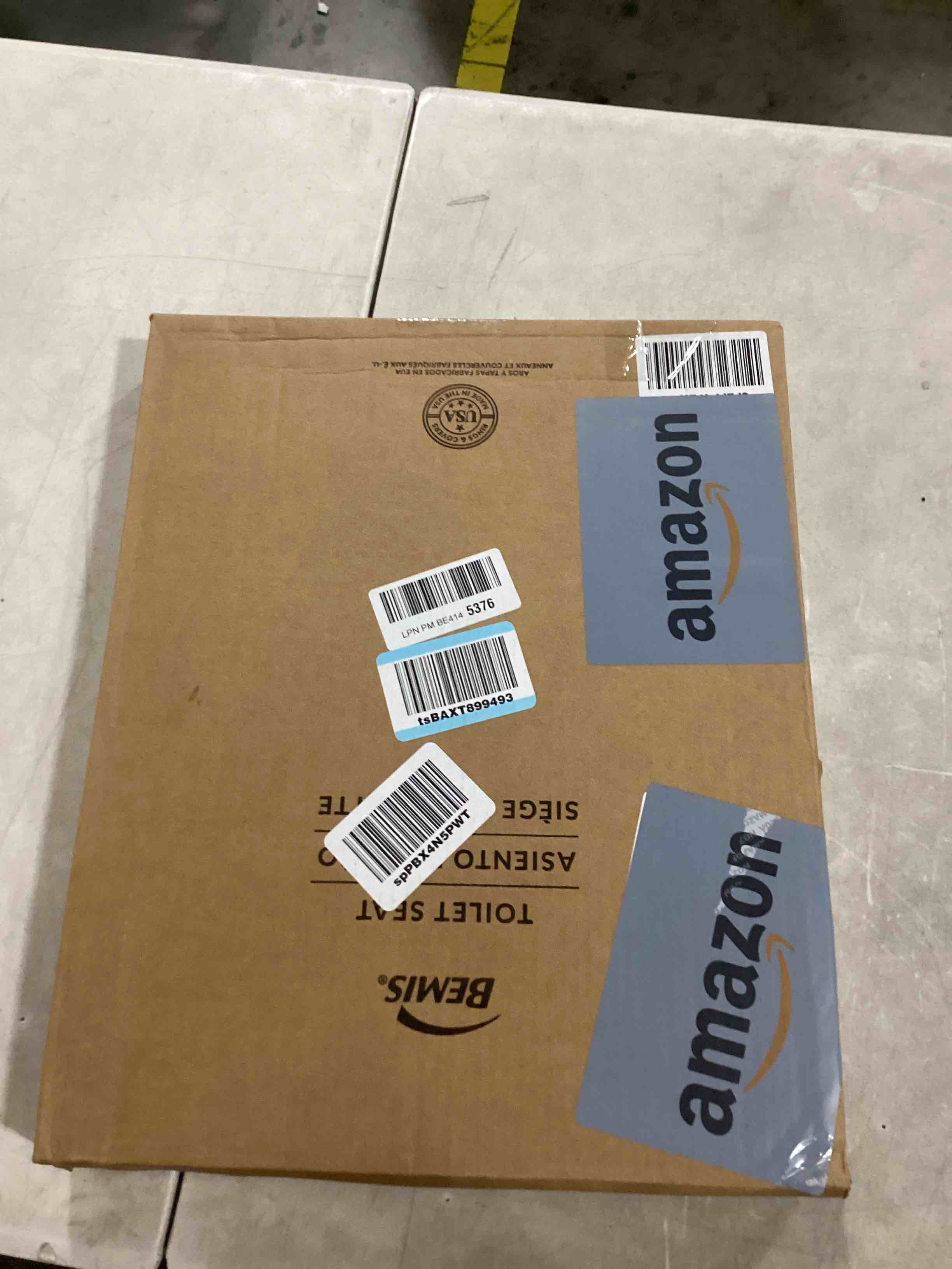 BEMIS 500EC 390 Toilet Seat with Easy Clean & Change Hinges, 1 Pack