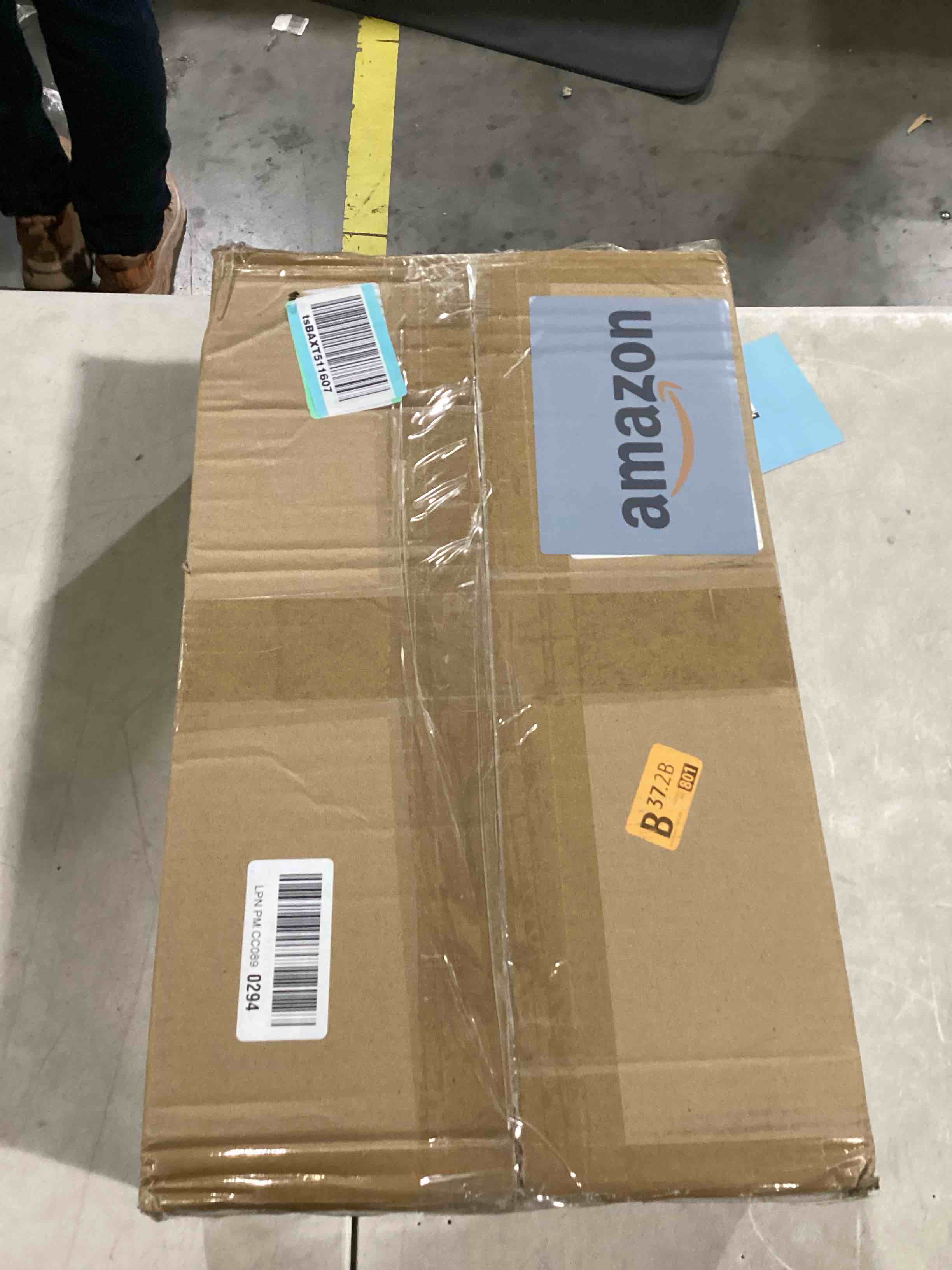 https://s3.amazonaws.com/lotting-images-prod/bidfta/GRN6809394_1729167305219.jpeg