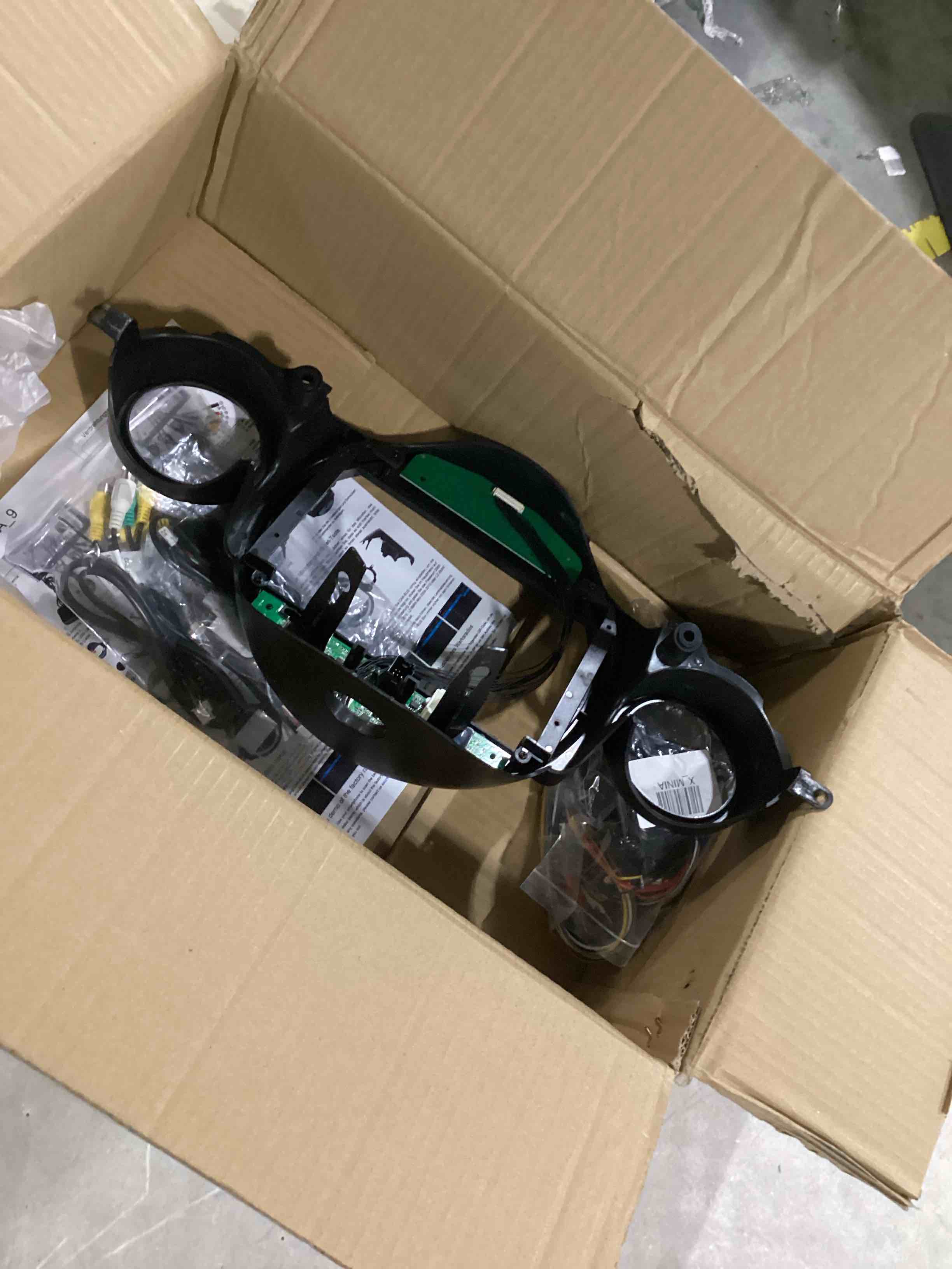 https://s3.amazonaws.com/lotting-images-prod/bidfta/GRN6809394_1729167451997.jpeg