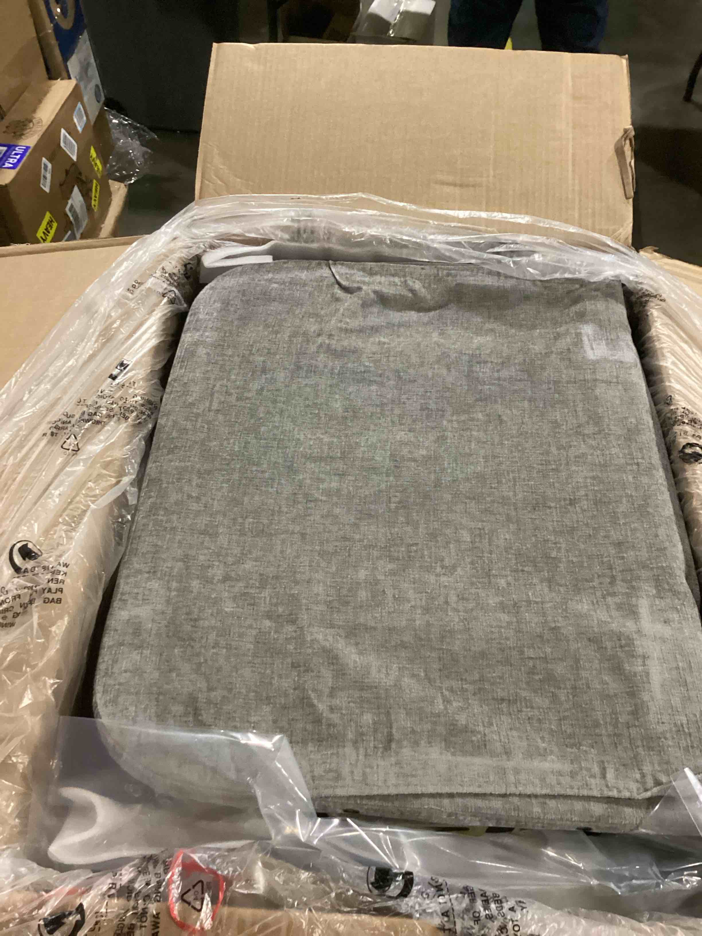 https://s3.amazonaws.com/lotting-images-prod/bidfta/GRN6809712_1729682076871.jpeg