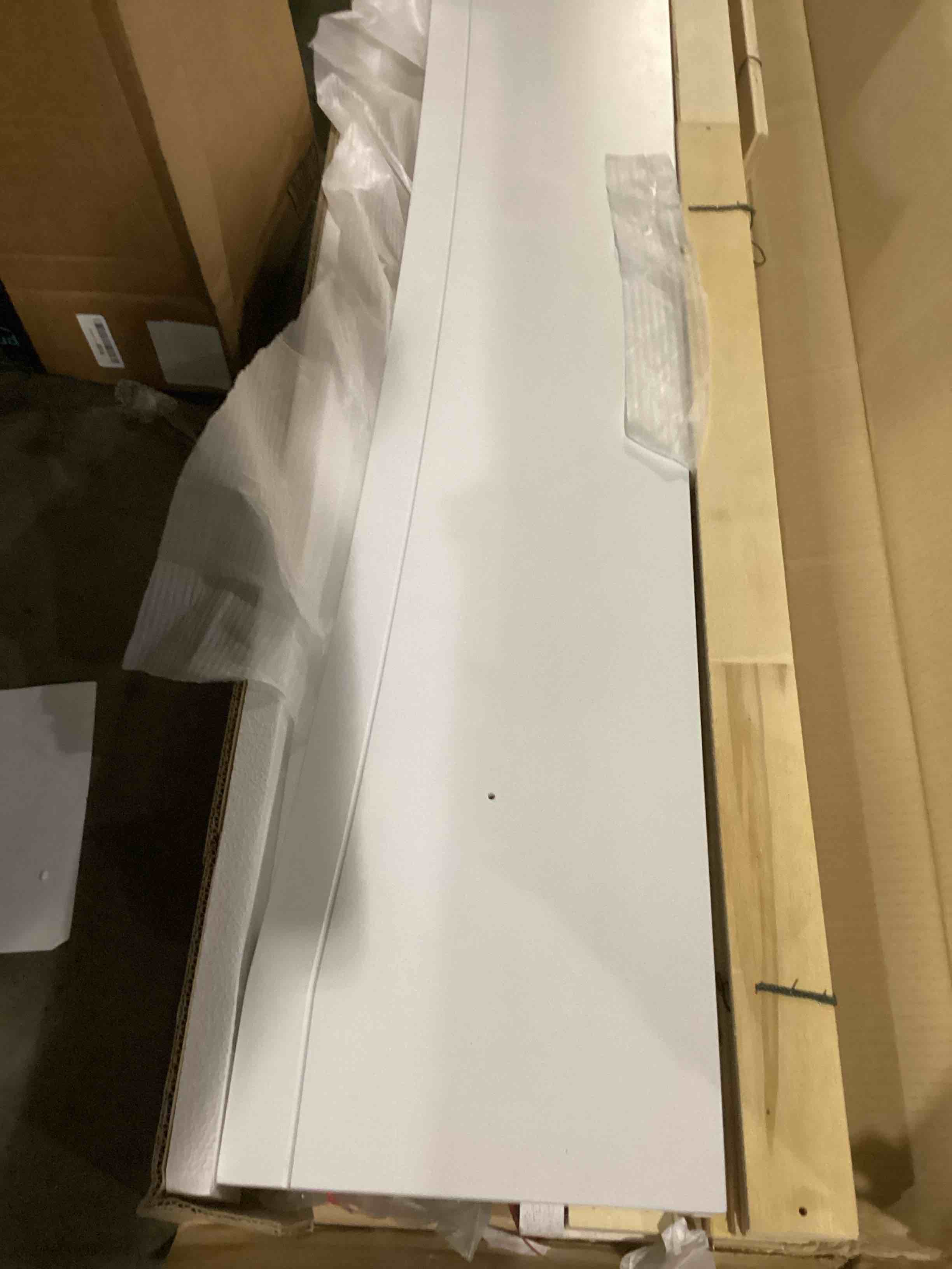 https://s3.amazonaws.com/lotting-images-prod/bidfta/GRN6809864_1729775111552.jpeg