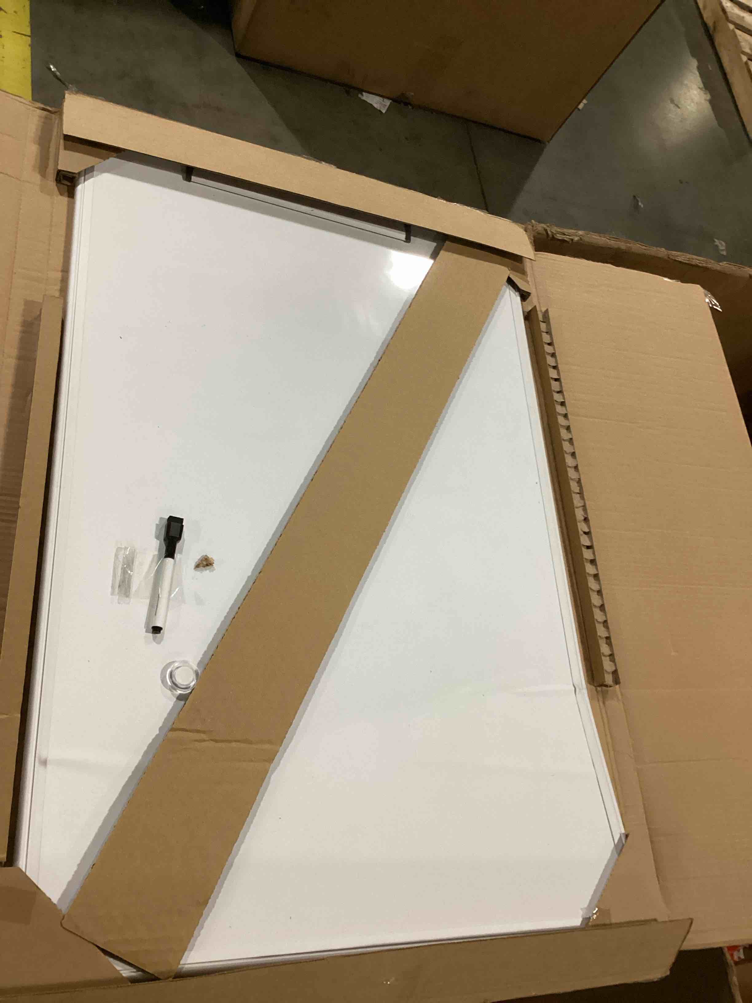 https://s3.amazonaws.com/lotting-images-prod/bidfta/GRN6810401_1730394848862.jpeg