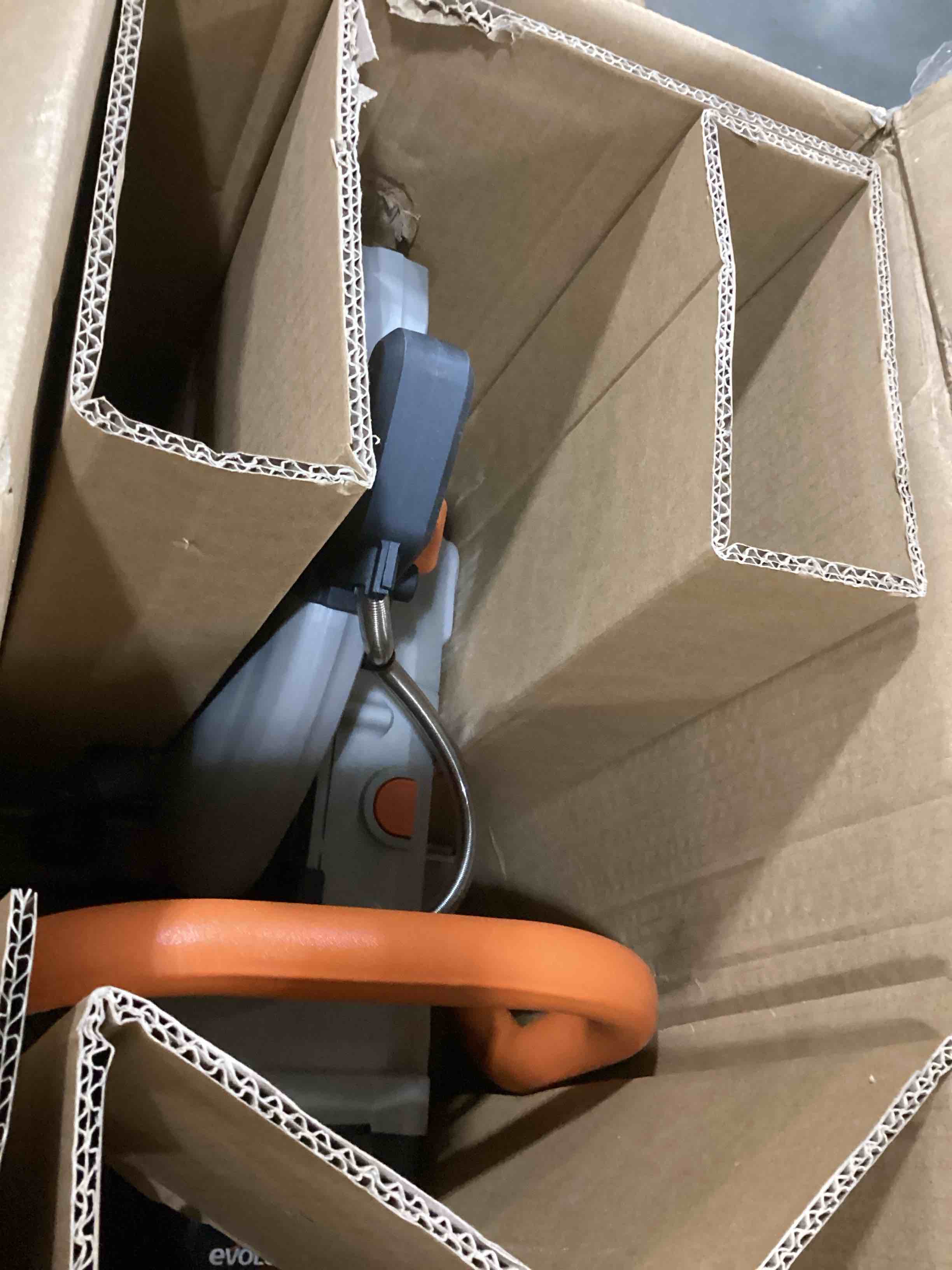 https://s3.amazonaws.com/lotting-images-prod/bidfta/GRN6811410_1729858297441.jpeg