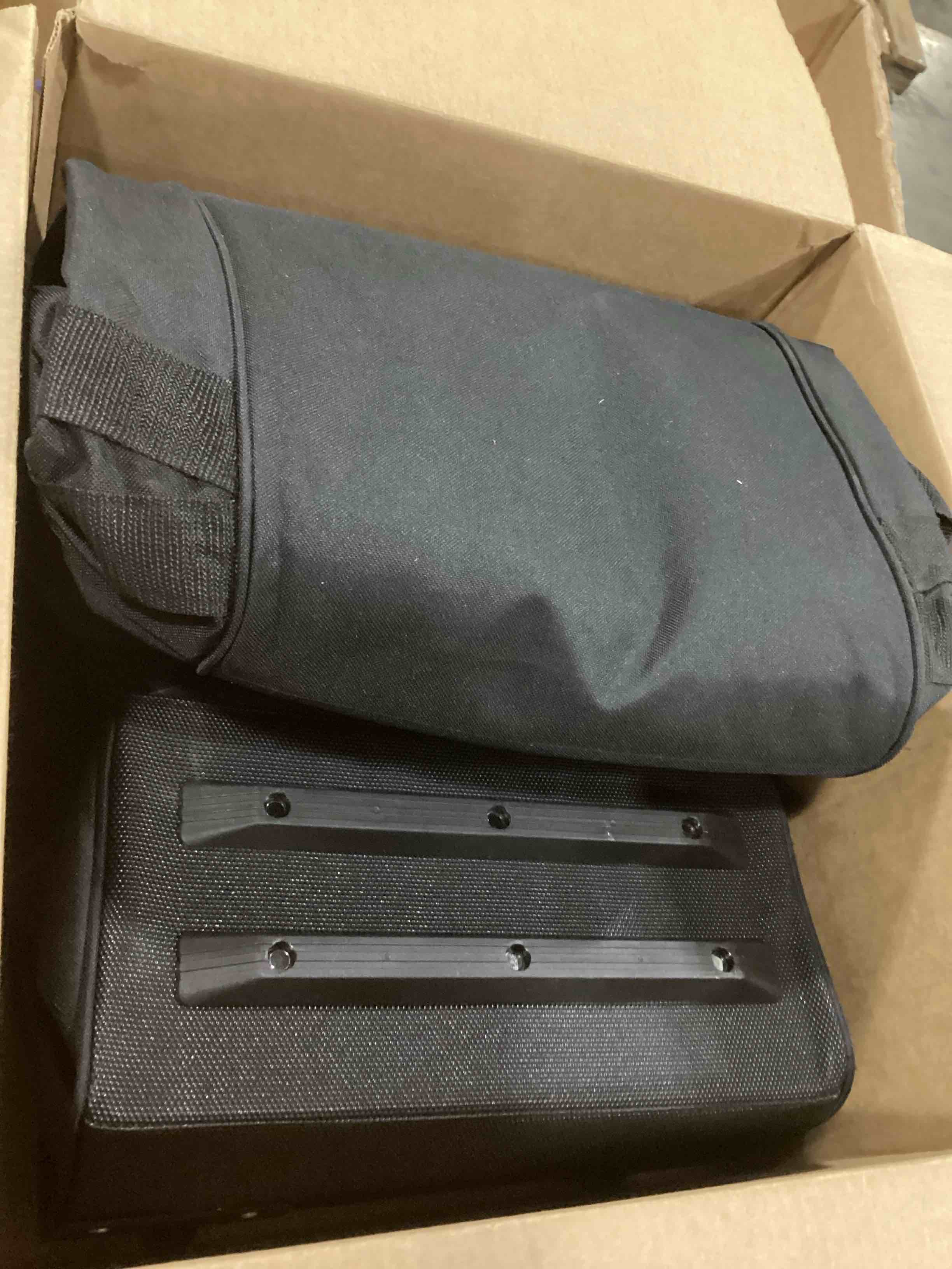 https://s3.amazonaws.com/lotting-images-prod/bidfta/GRN6811643_1730214434630.jpeg