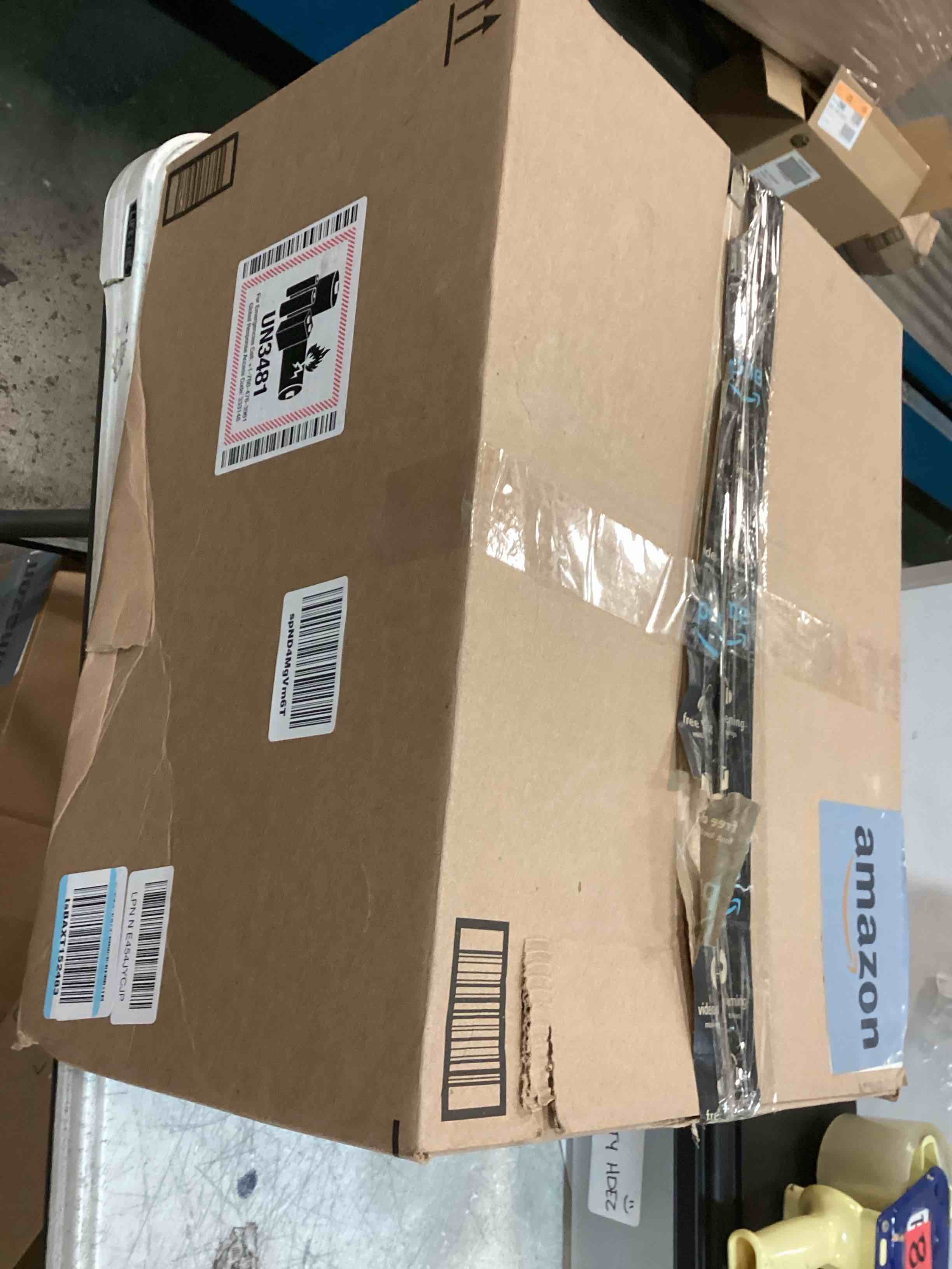 https://s3.amazonaws.com/lotting-images-prod/bidfta/GRN6812880_1721273628038.jpeg