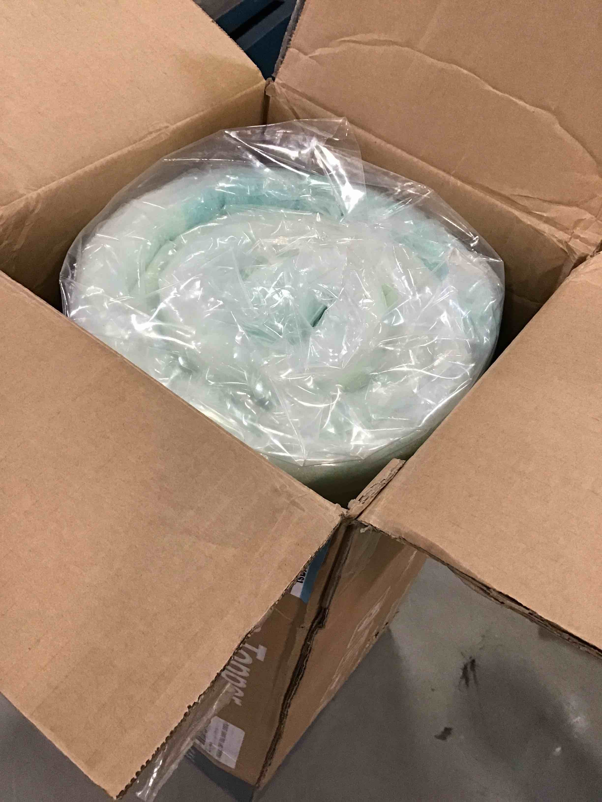 https://s3.amazonaws.com/lotting-images-prod/bidfta/GRN6813457_1720446715934.jpeg