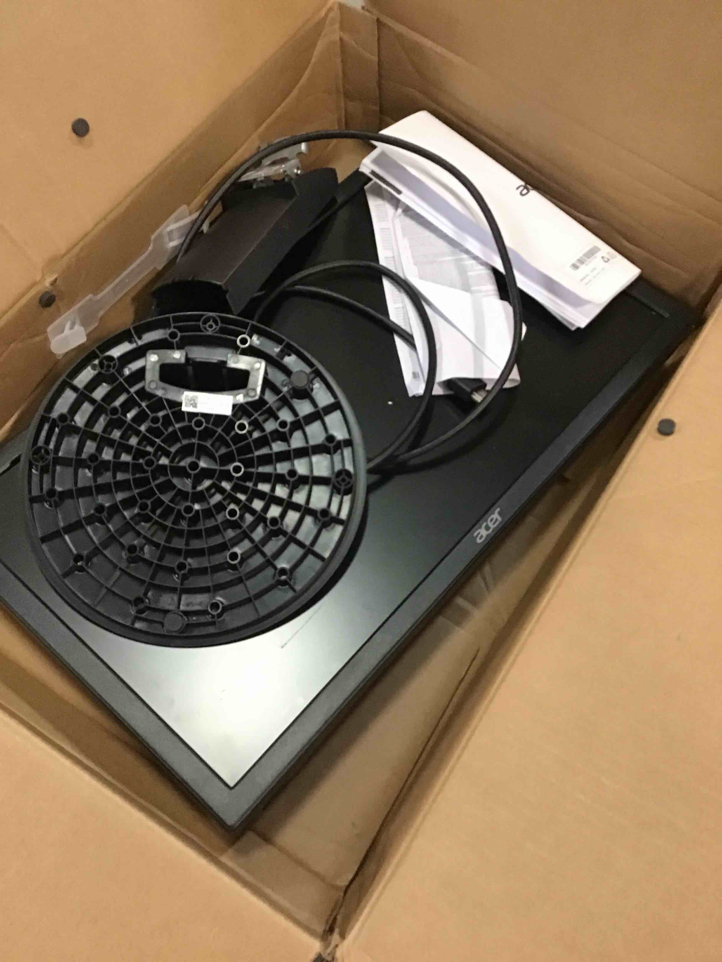 https://s3.amazonaws.com/lotting-images-prod/bidfta/GRN6813468_1720449125043.jpeg