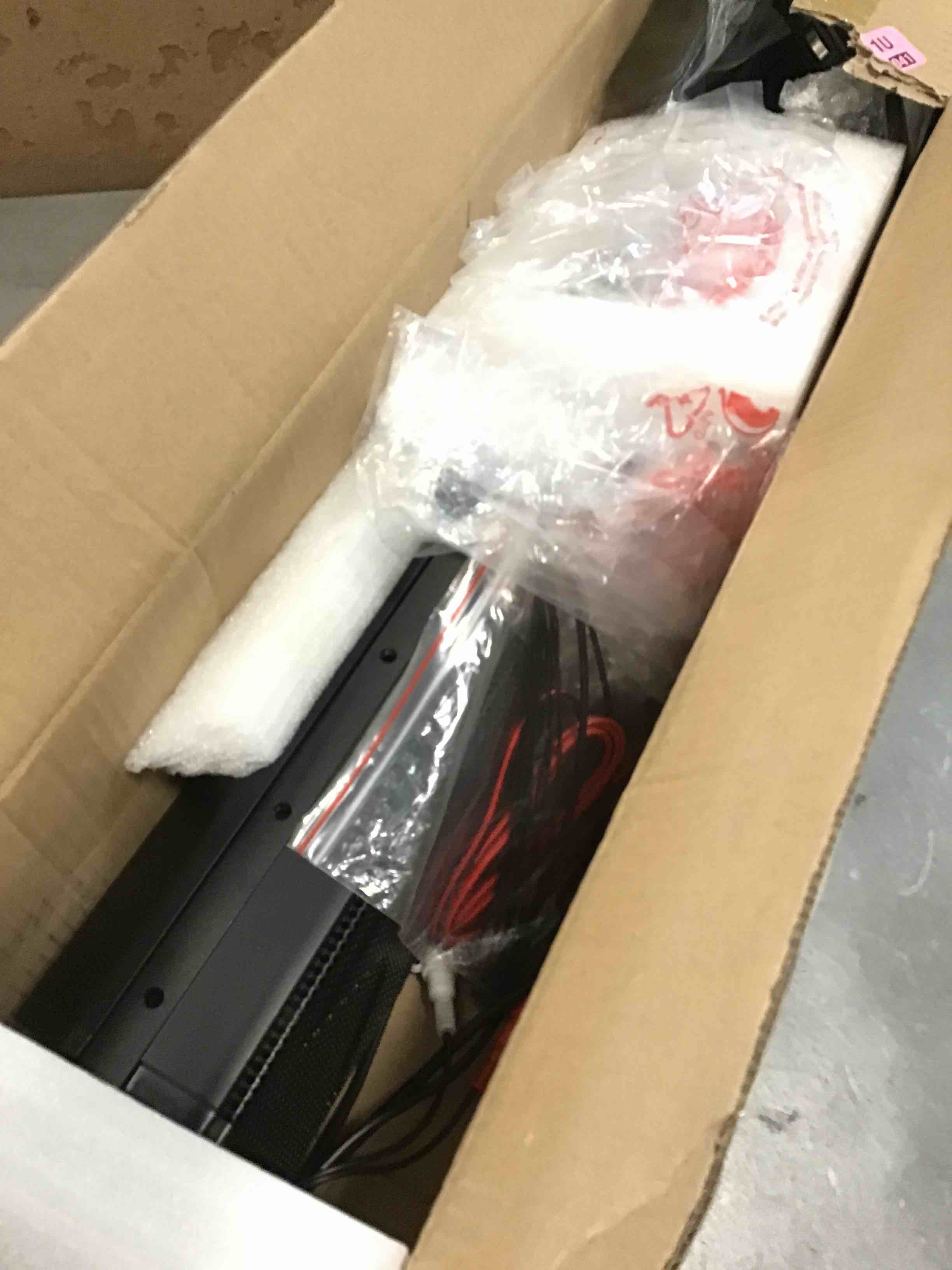 https://s3.amazonaws.com/lotting-images-prod/bidfta/GRN6814210_1720704581479.jpeg