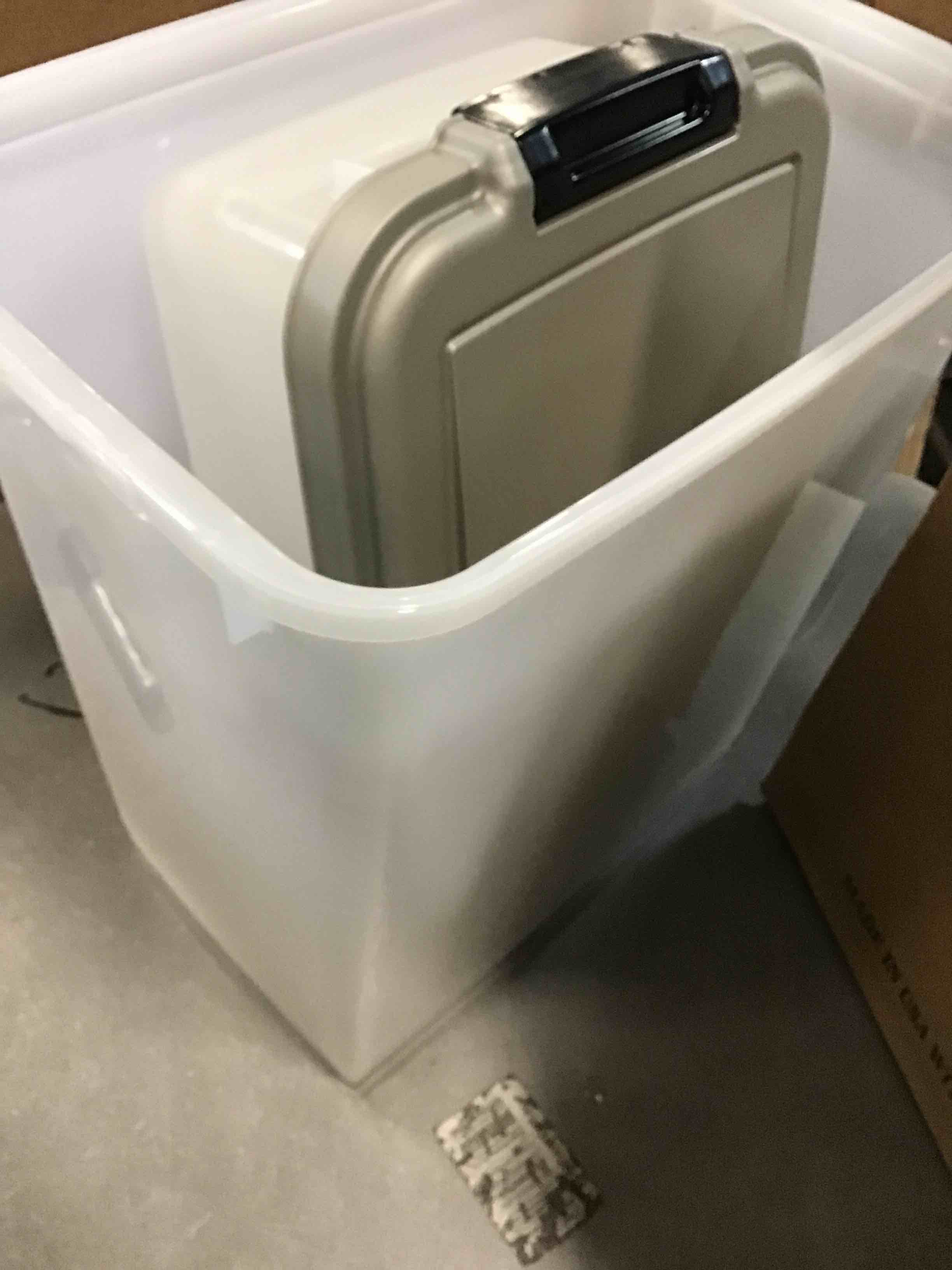 https://s3.amazonaws.com/lotting-images-prod/bidfta/GRN6814228_1720707655502.jpeg