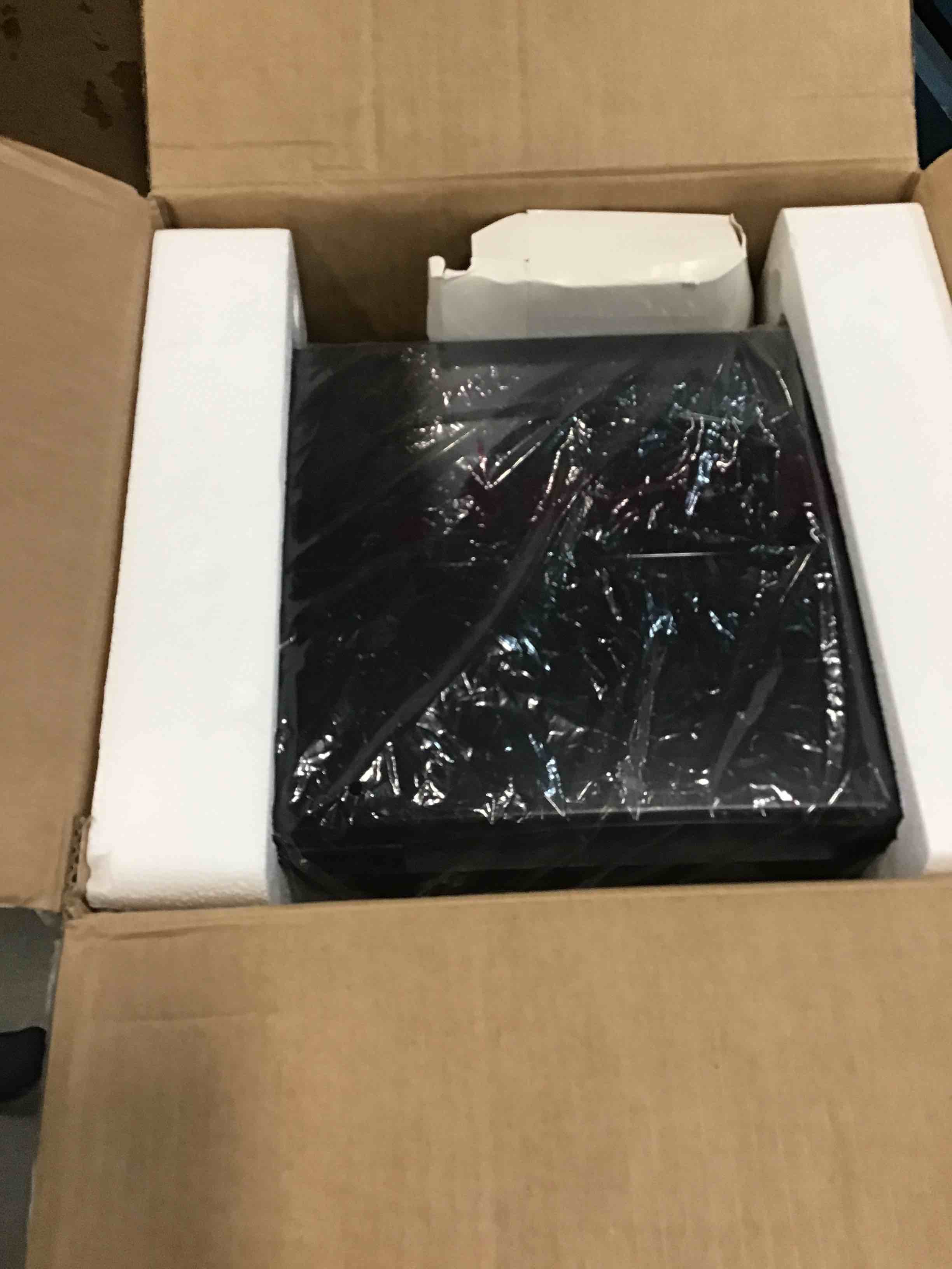 https://s3.amazonaws.com/lotting-images-prod/bidfta/GRN6814407_1720721814417.jpeg