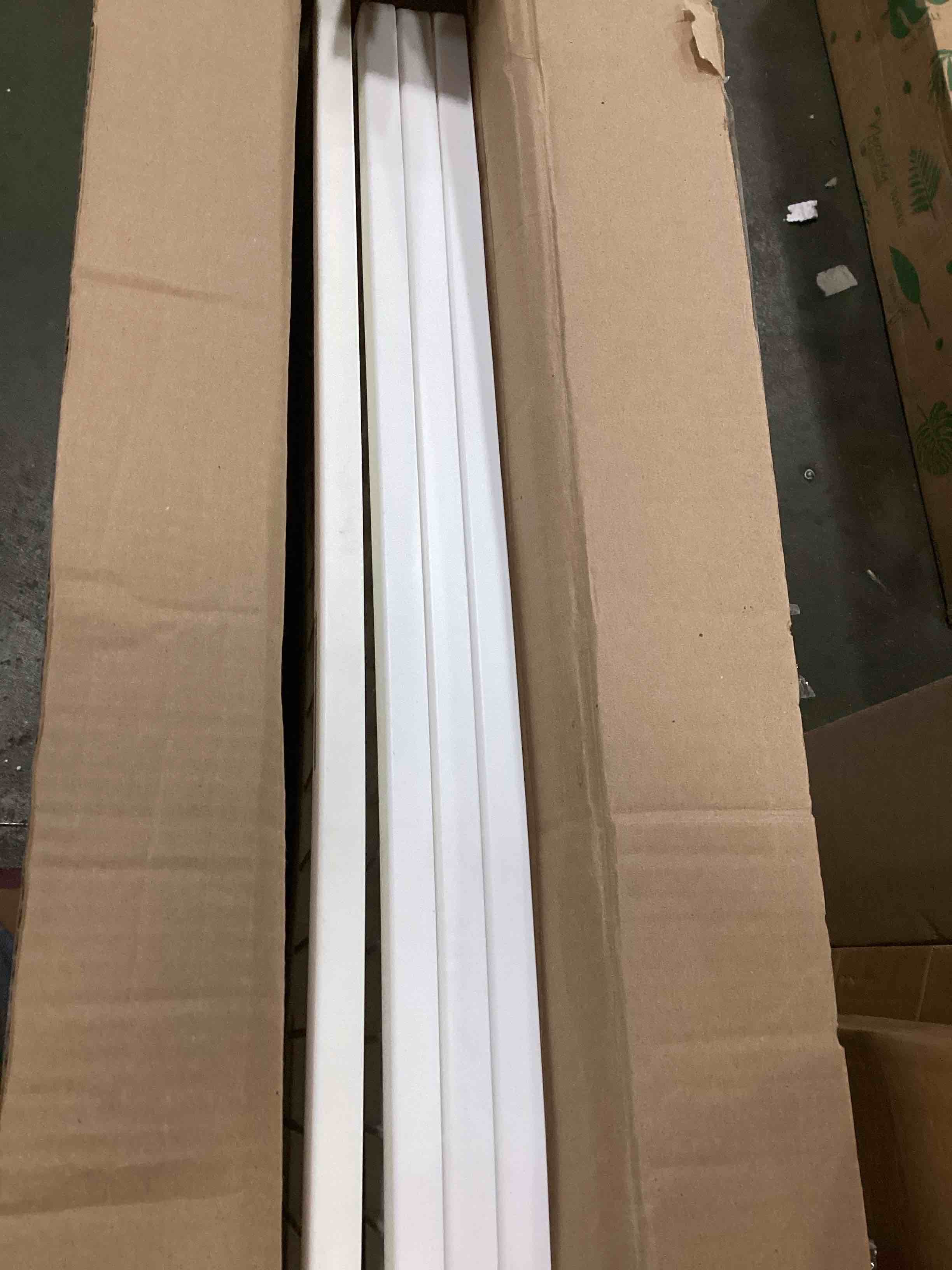 https://s3.amazonaws.com/lotting-images-prod/bidfta/GRN6816560_1720500410956.jpeg