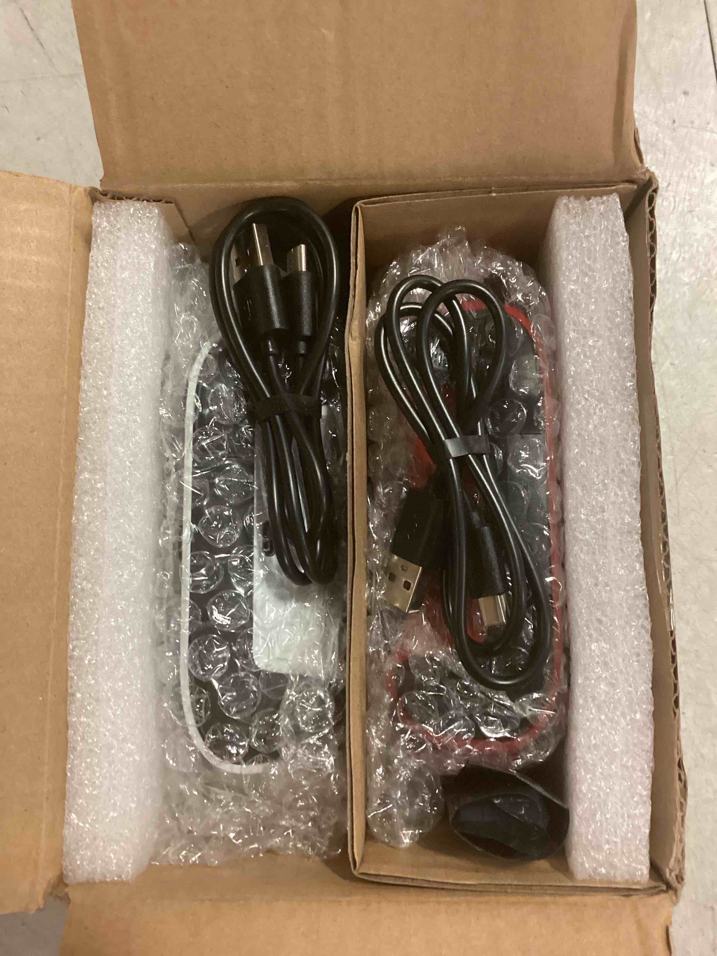 https://s3.amazonaws.com/lotting-images-prod/bidfta/GRN6817663_1721881250647.jpeg