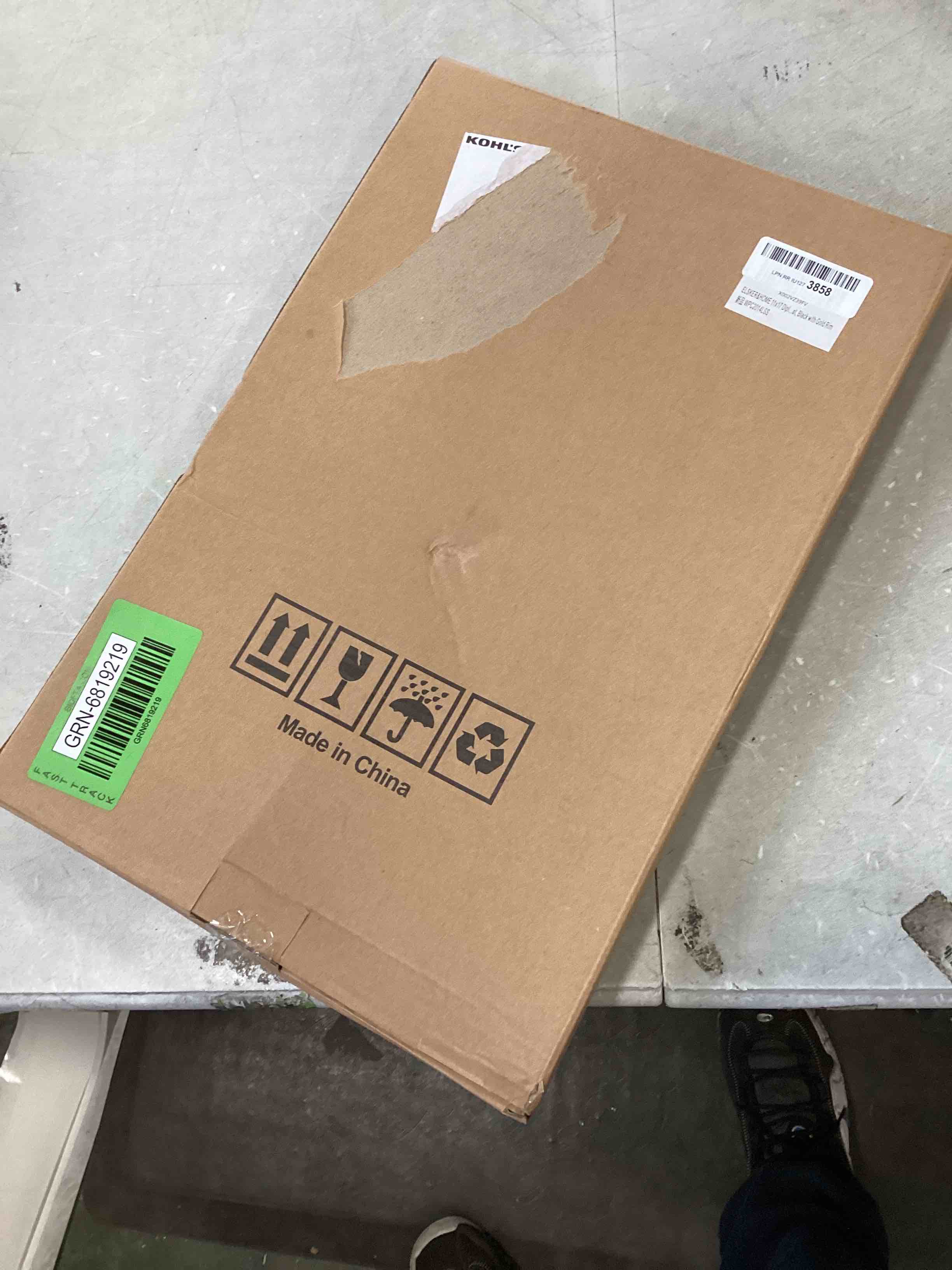 https://s3.amazonaws.com/lotting-images-prod/bidfta/GRN6819219_1720636249779.jpeg