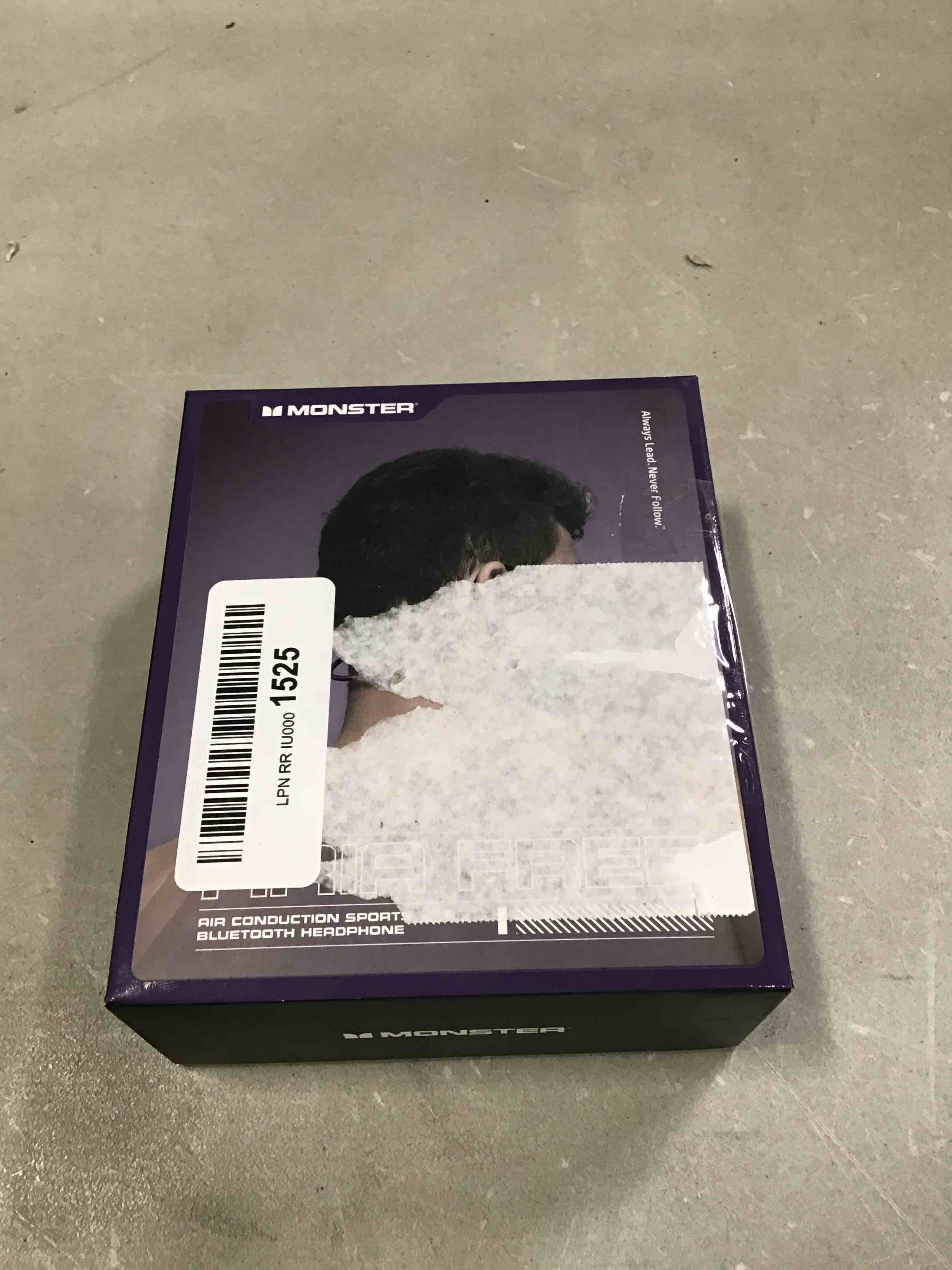 https://s3.amazonaws.com/lotting-images-prod/bidfta/GRN6820370_1721054874404.jpeg