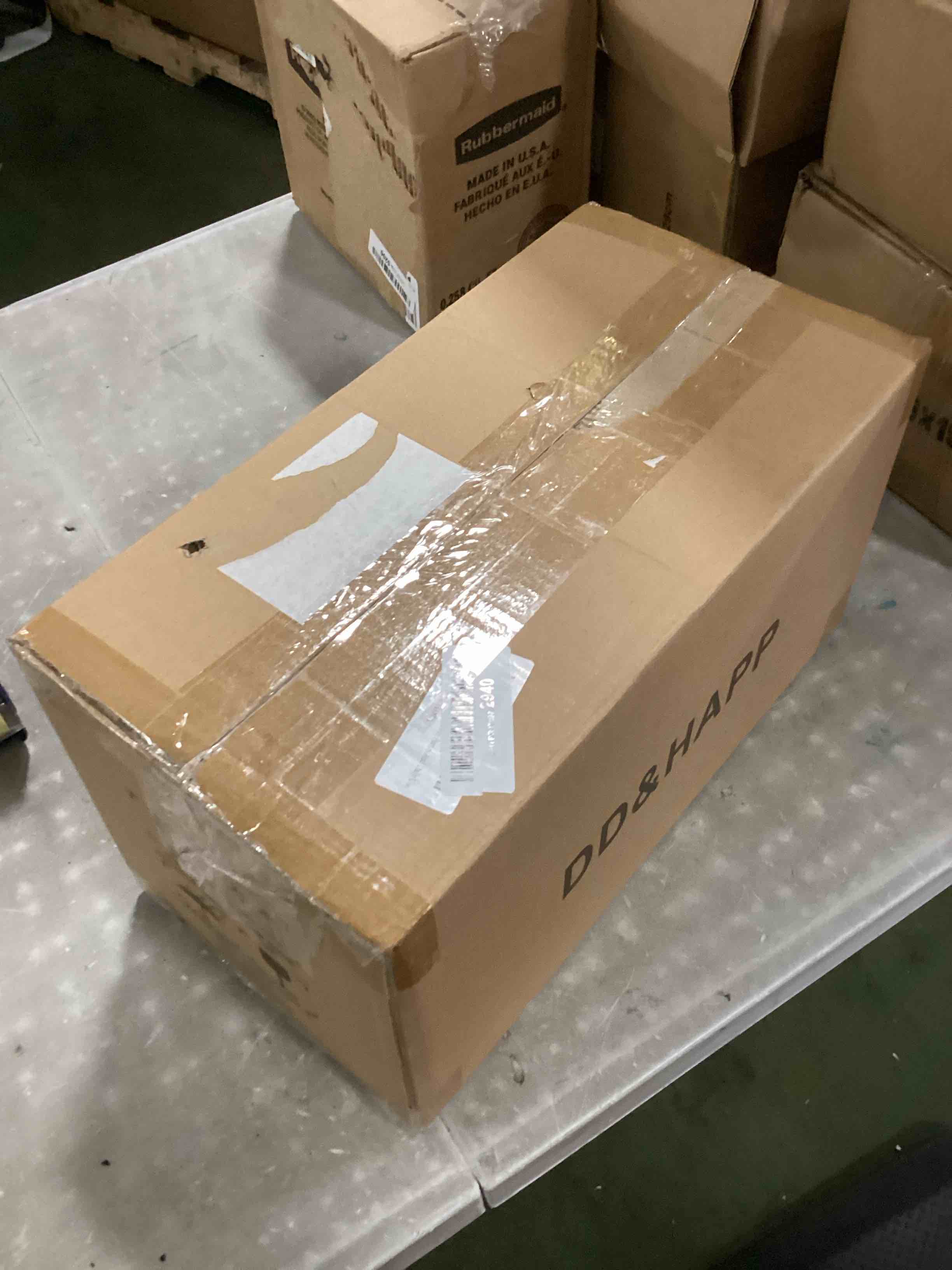 https://s3.amazonaws.com/lotting-images-prod/bidfta/GRN6821215_1720178970363.jpeg