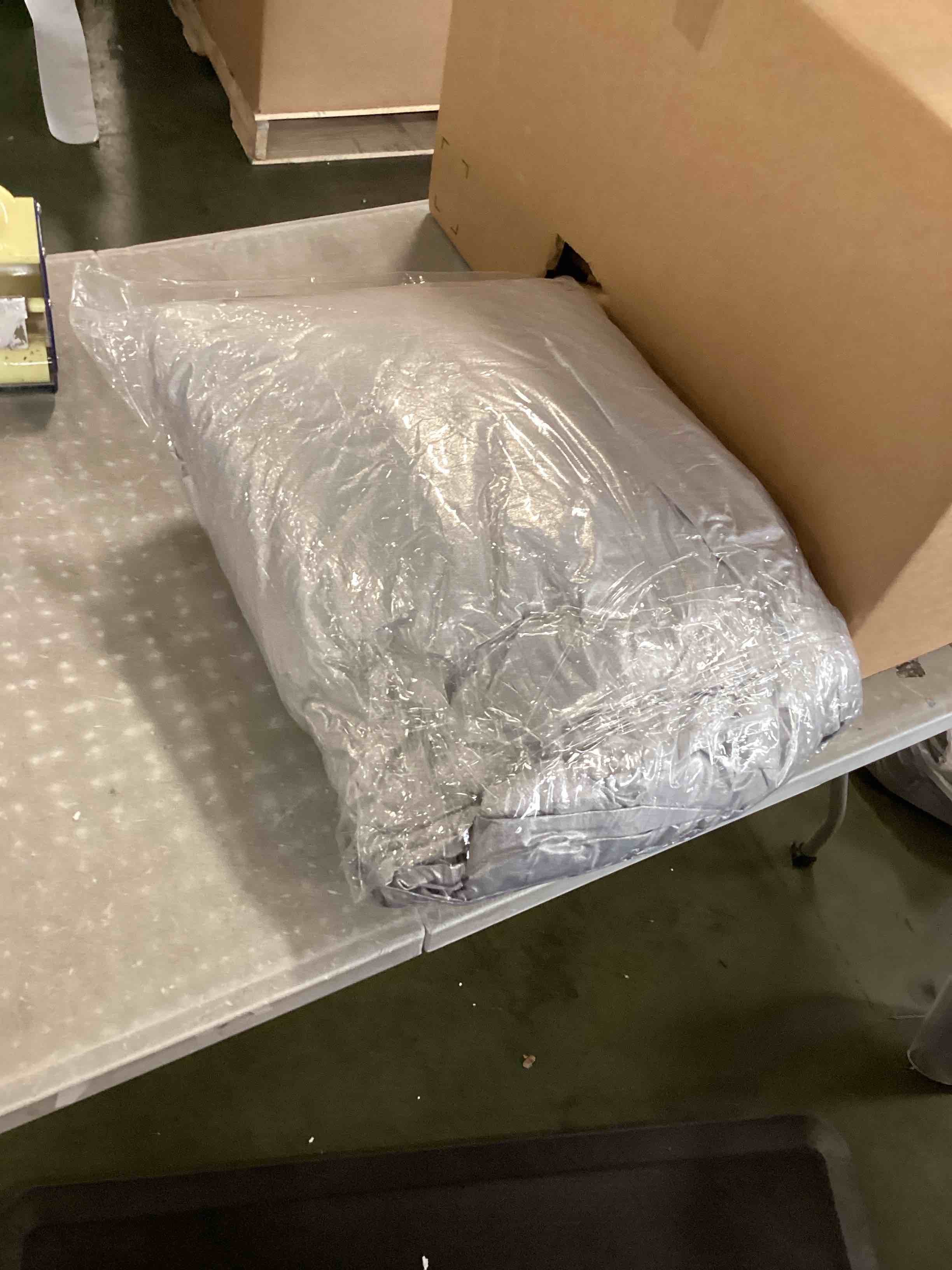 https://s3.amazonaws.com/lotting-images-prod/bidfta/GRN6821304_1720186822126.jpeg
