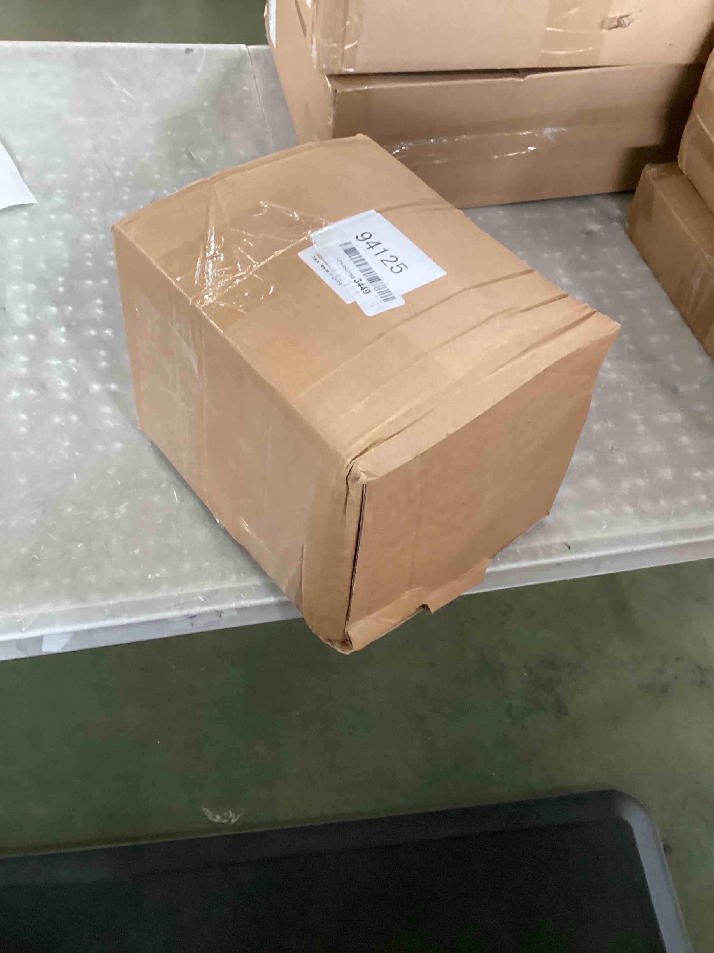 https://s3.amazonaws.com/lotting-images-prod/bidfta/GRN6821525_1720437579360.jpeg