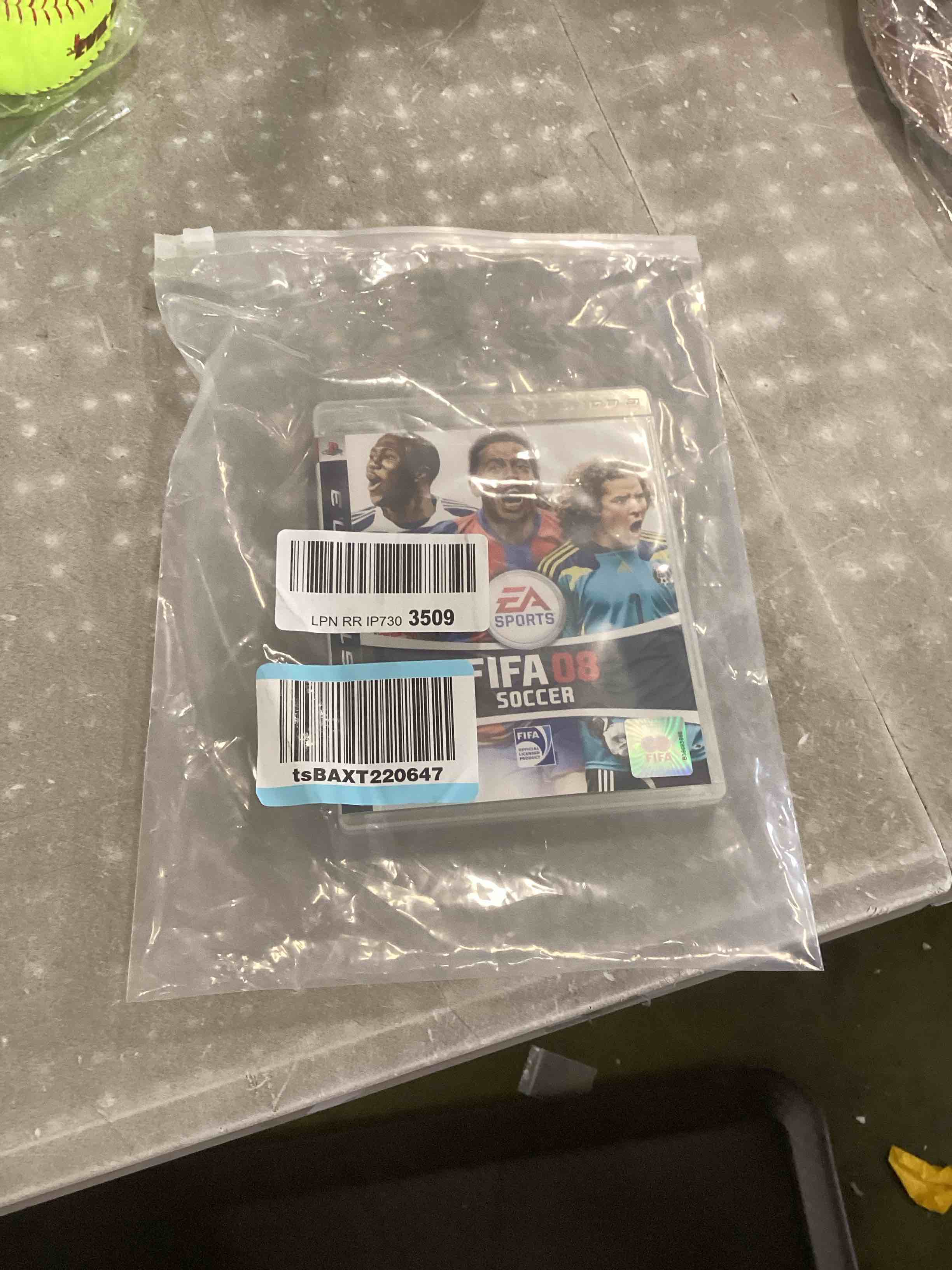 https://s3.amazonaws.com/lotting-images-prod/bidfta/GRN6821747_1720462932448.jpeg