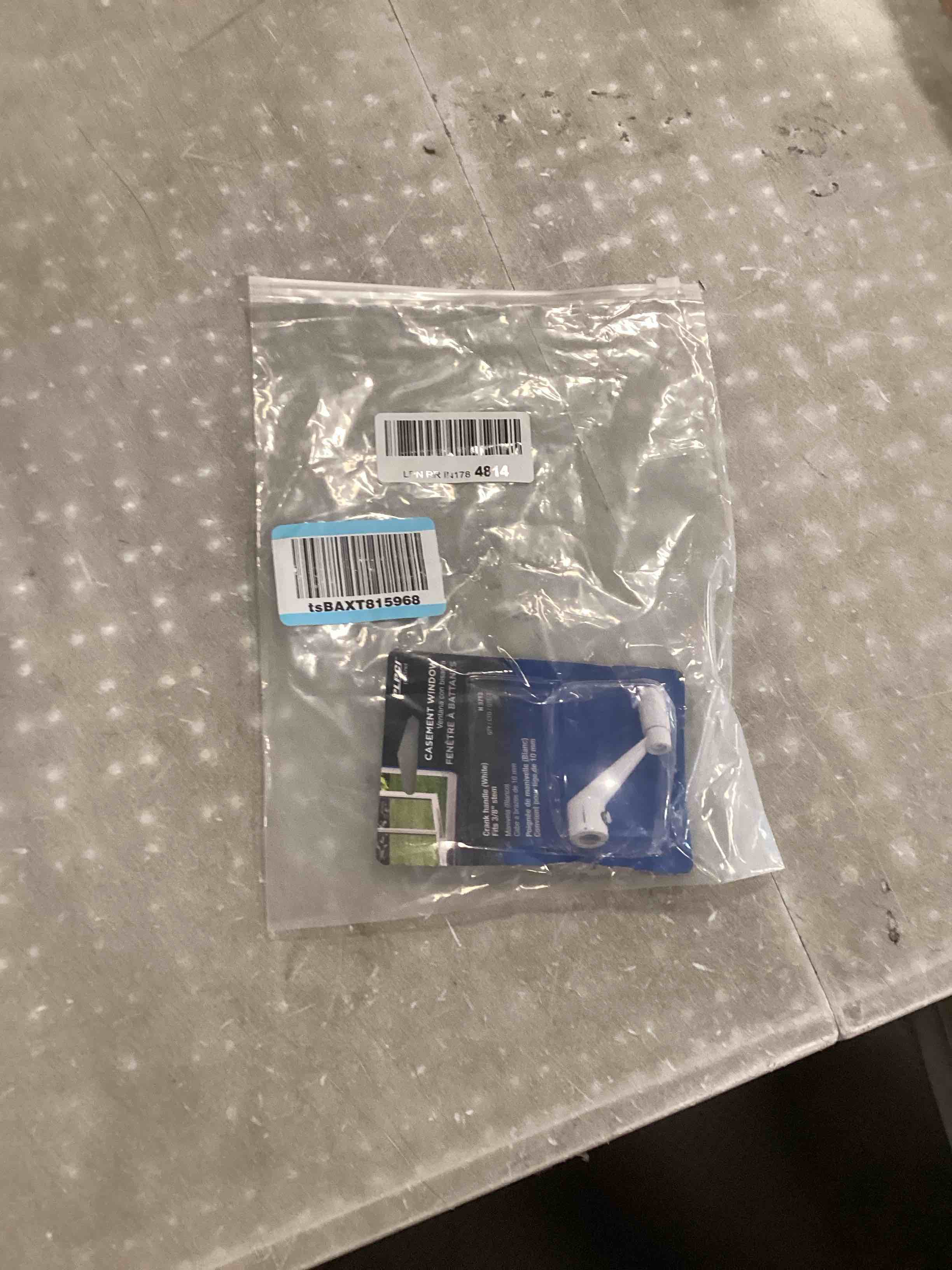 https://s3.amazonaws.com/lotting-images-prod/bidfta/GRN6821868_1720526853877.jpeg