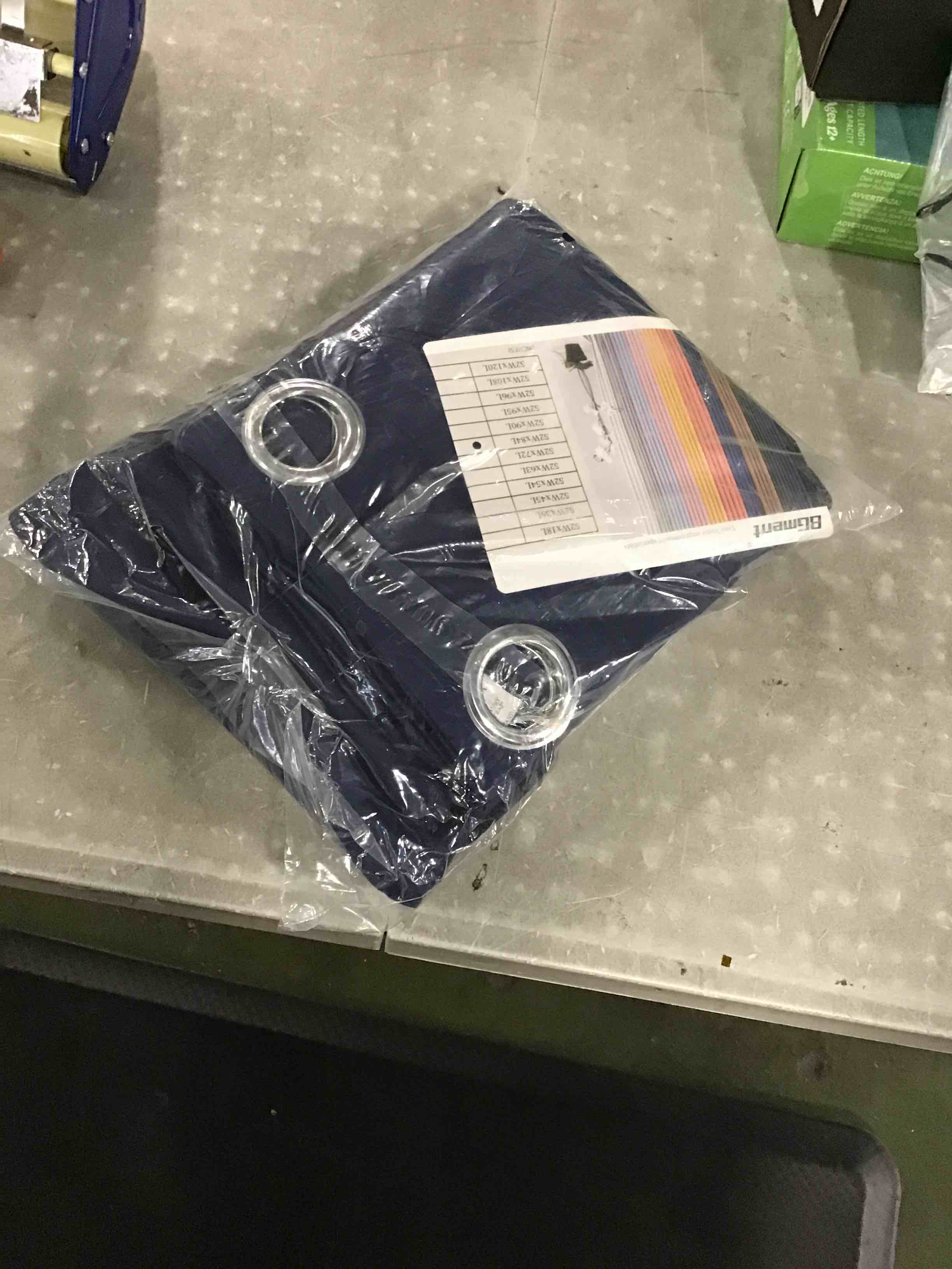 https://s3.amazonaws.com/lotting-images-prod/bidfta/GRN6822236_1720626146055.jpeg