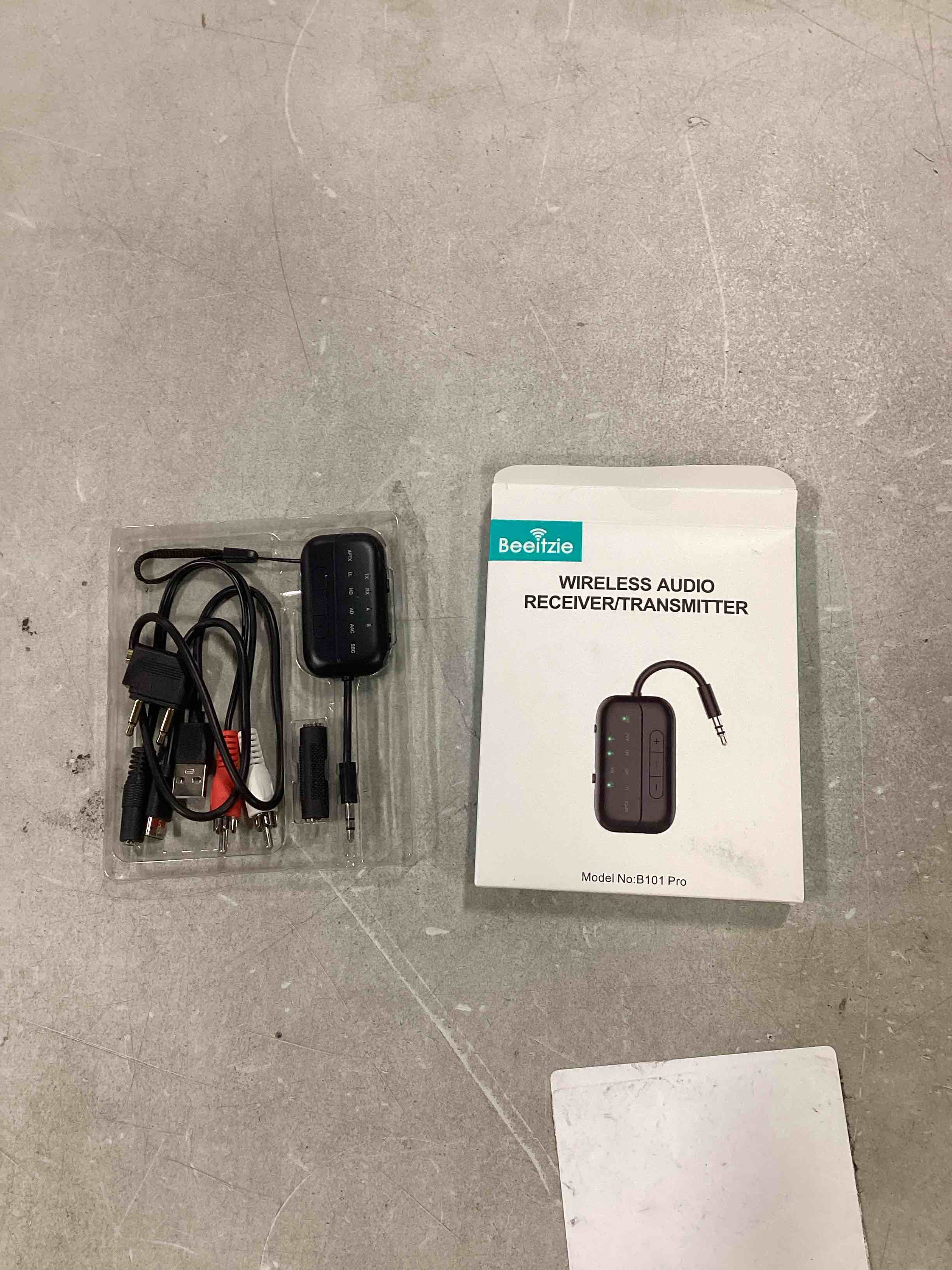 https://s3.amazonaws.com/lotting-images-prod/bidfta/GRN6822697_1720068194742.jpeg