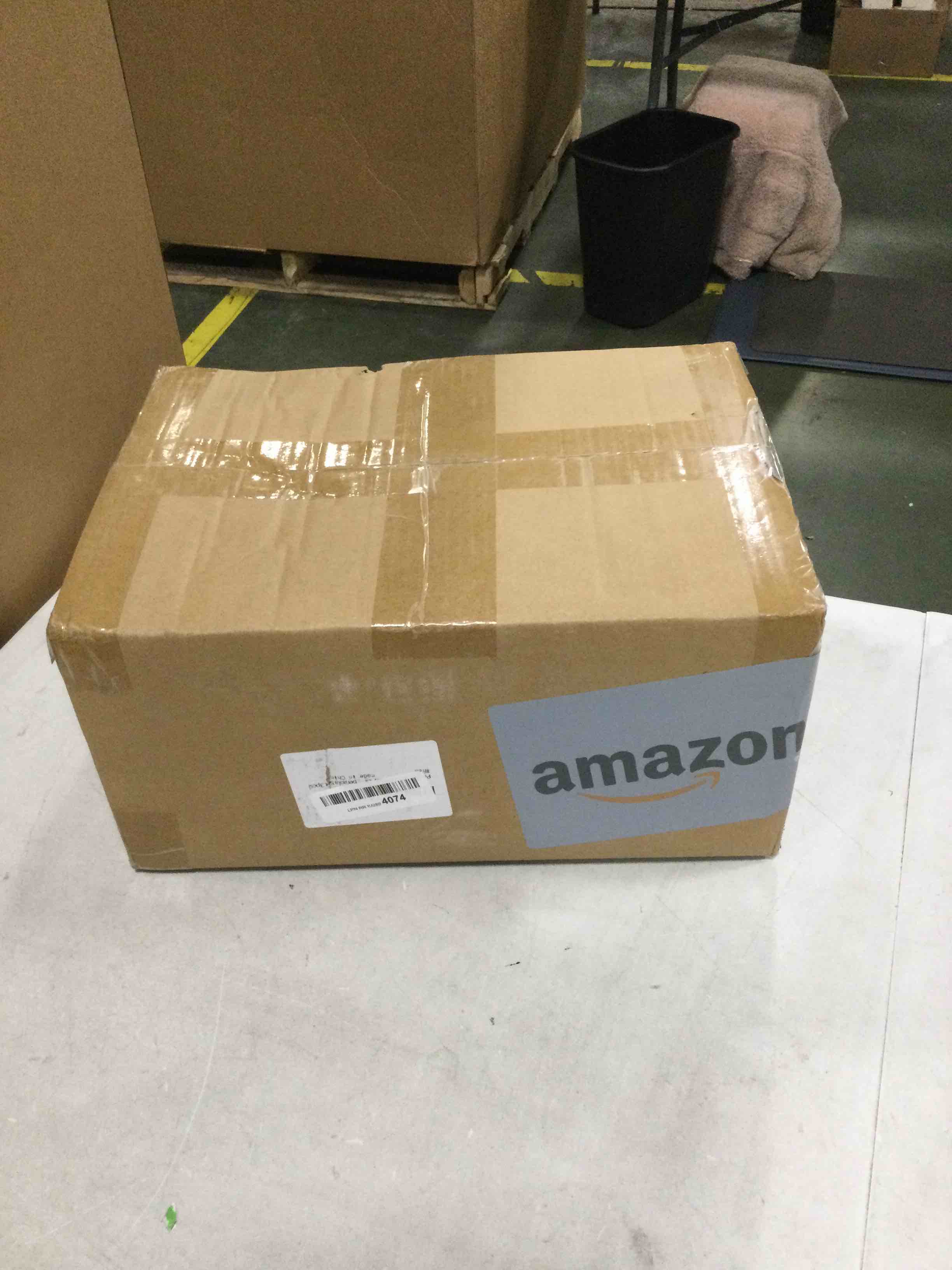 https://s3.amazonaws.com/lotting-images-prod/bidfta/GRN6823221_1720493248785.jpeg