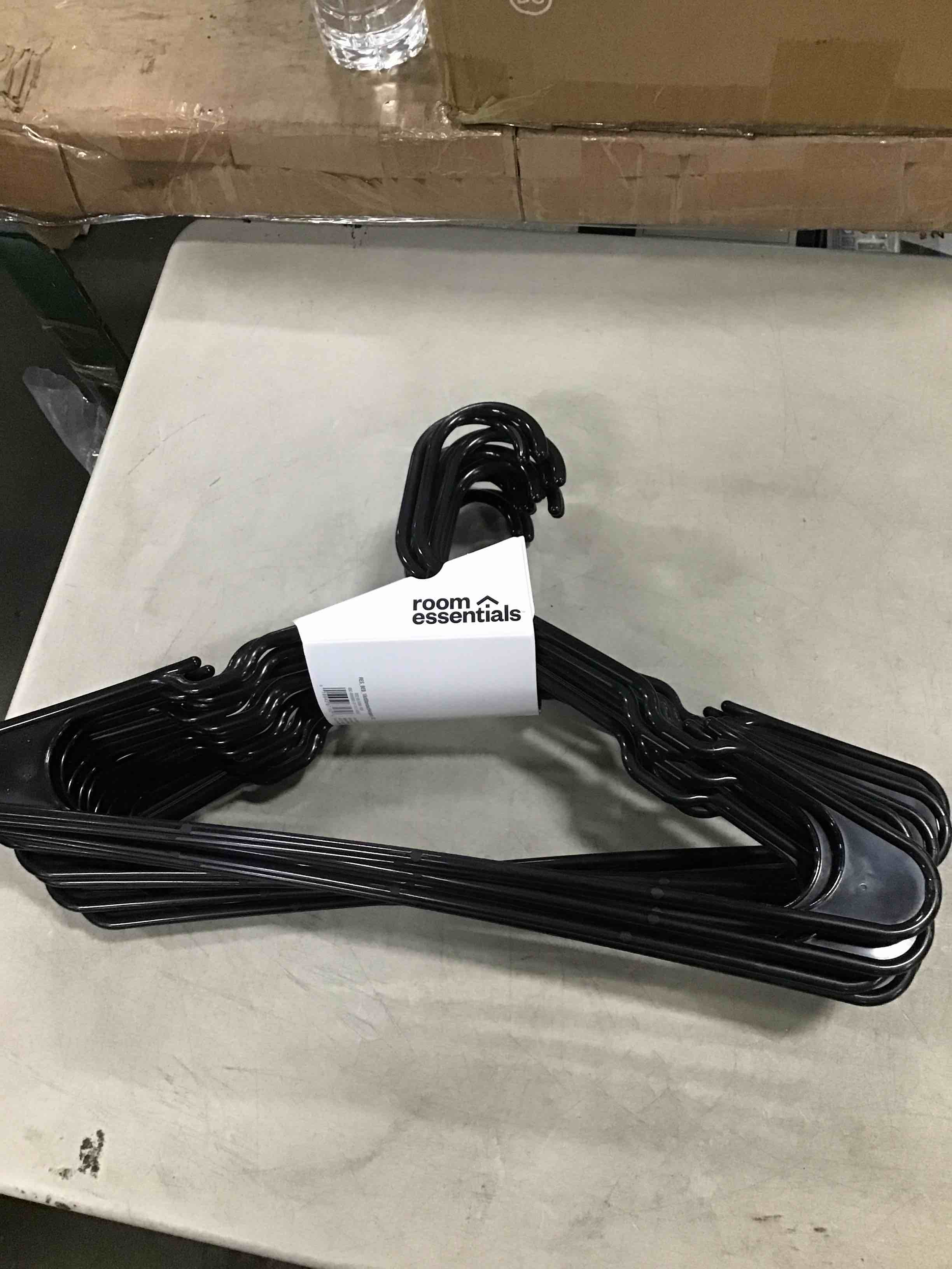 https://s3.amazonaws.com/lotting-images-prod/bidfta/GRN6825510_1720535908171.jpeg