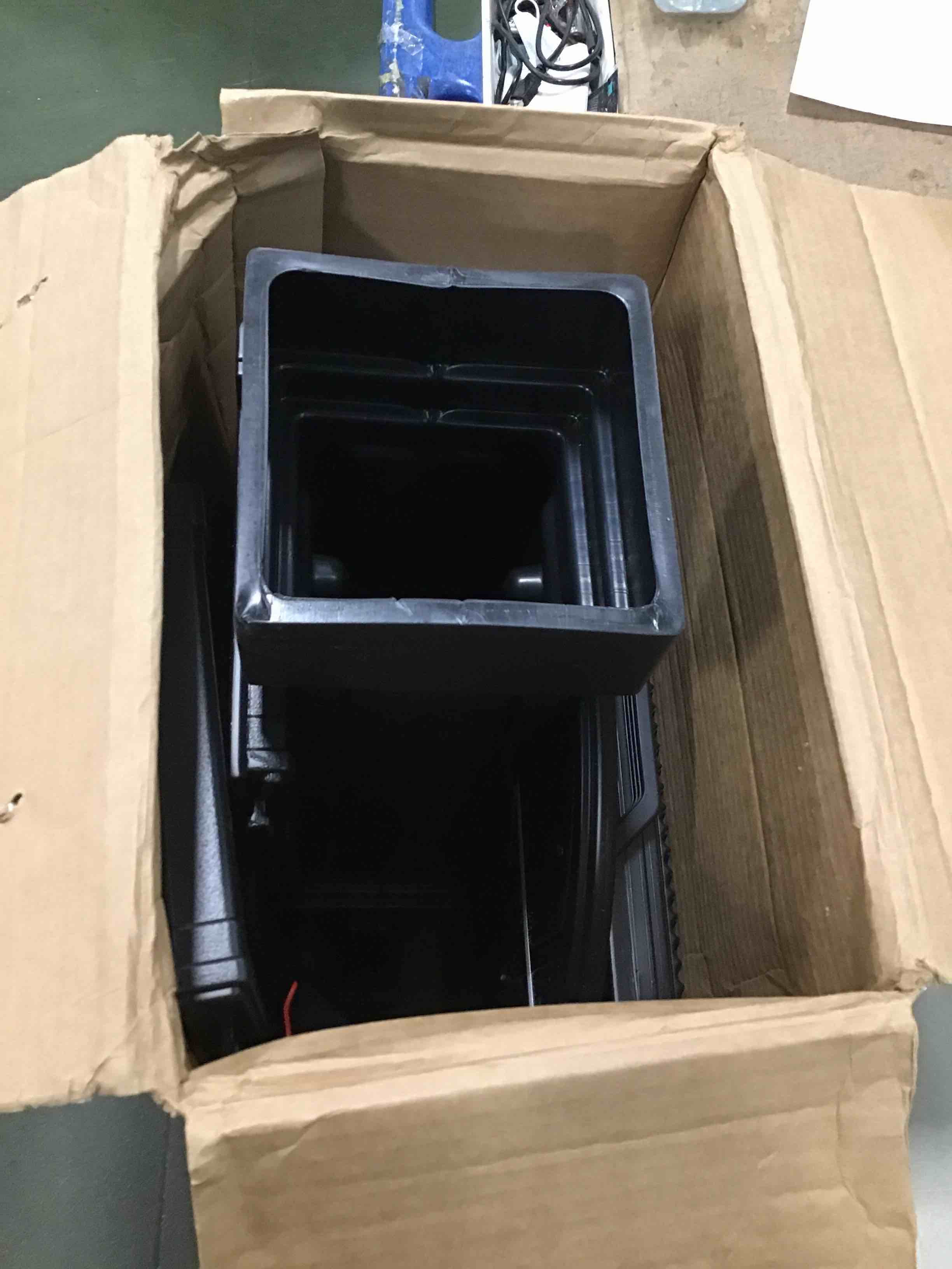 https://s3.amazonaws.com/lotting-images-prod/bidfta/GRN6826366_1721241572338.jpeg