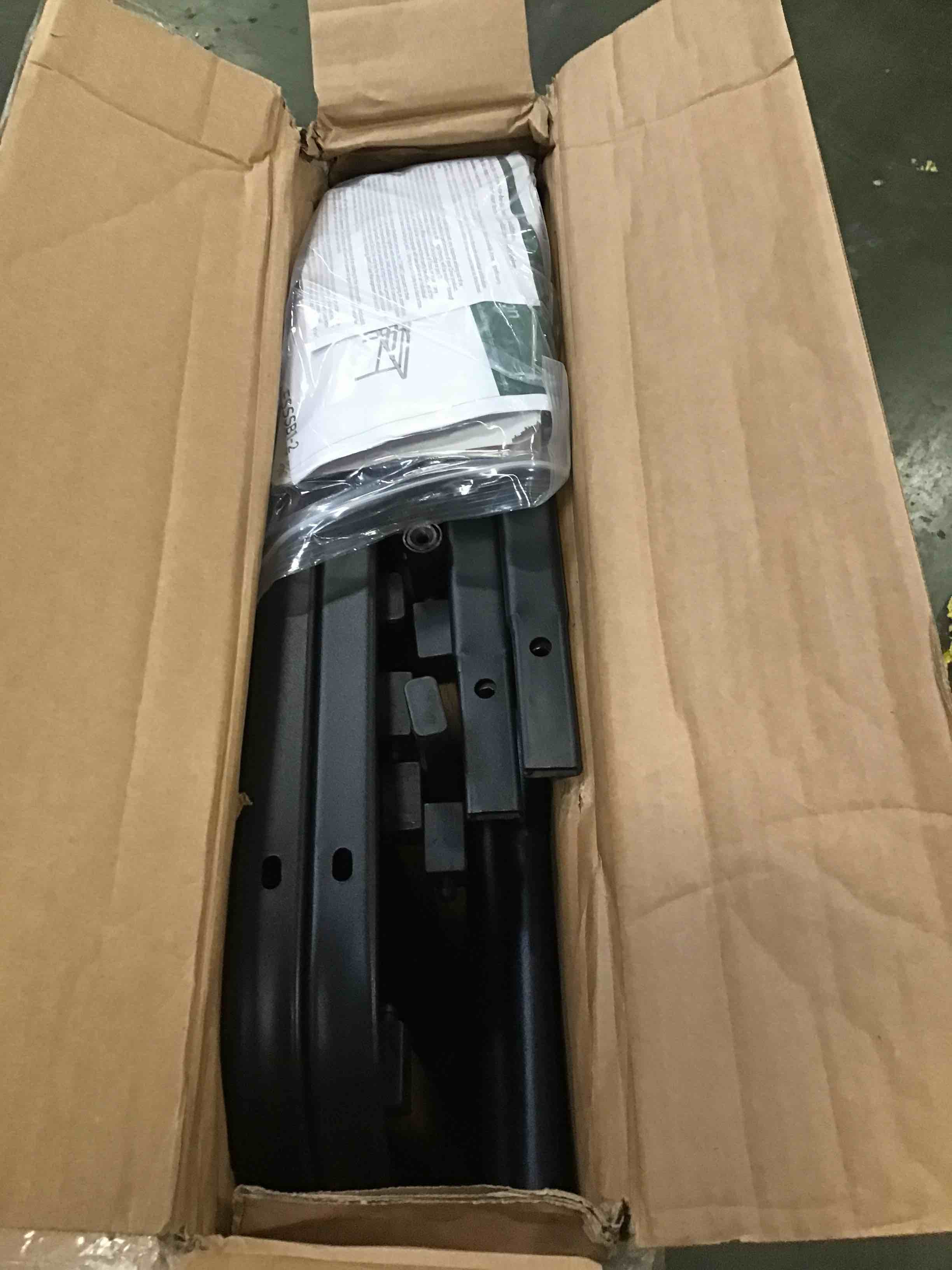 https://s3.amazonaws.com/lotting-images-prod/bidfta/GRN6826417_1721312883023.jpeg