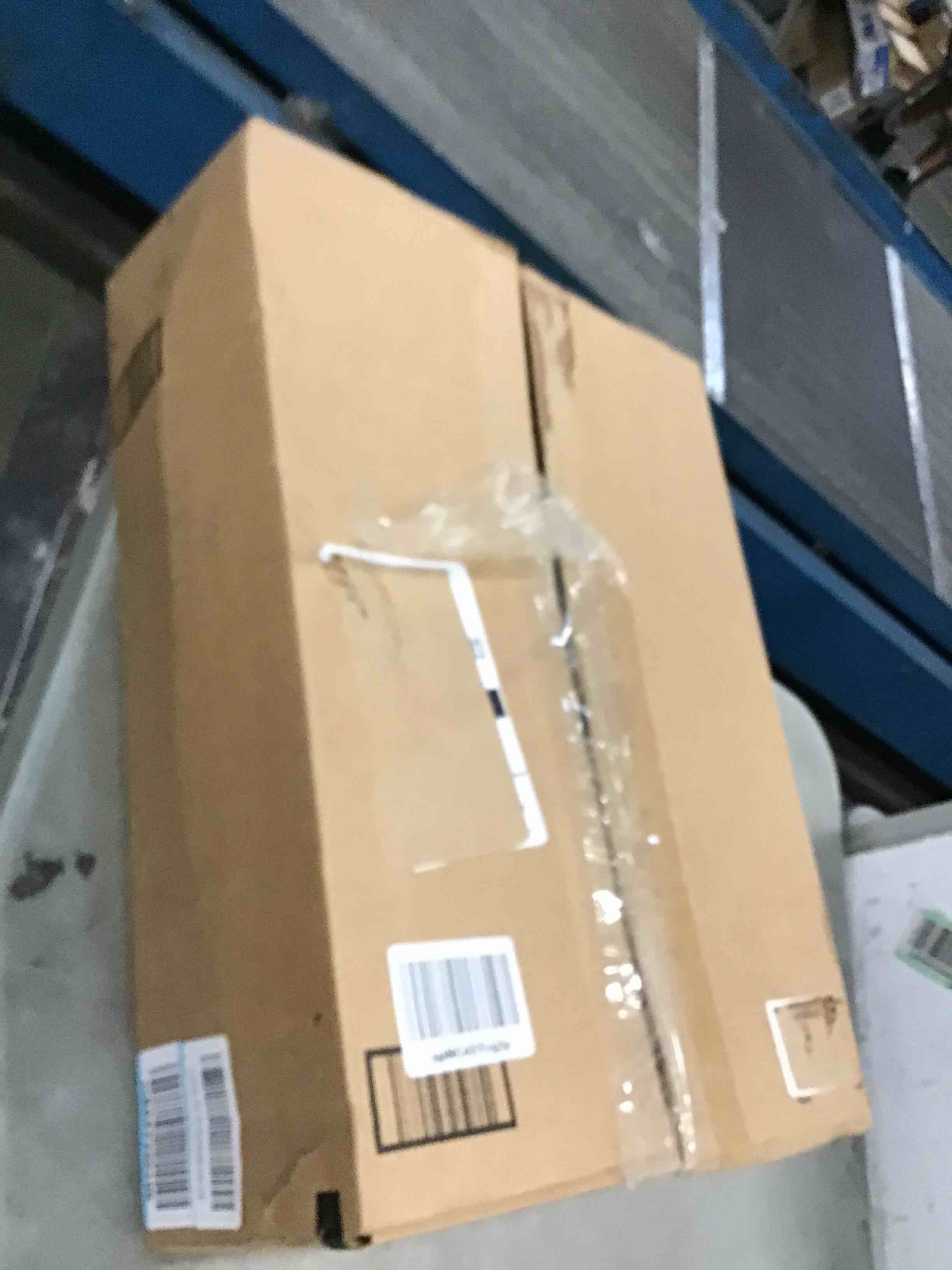 https://s3.amazonaws.com/lotting-images-prod/bidfta/GRN6827196_1720195469963.jpeg