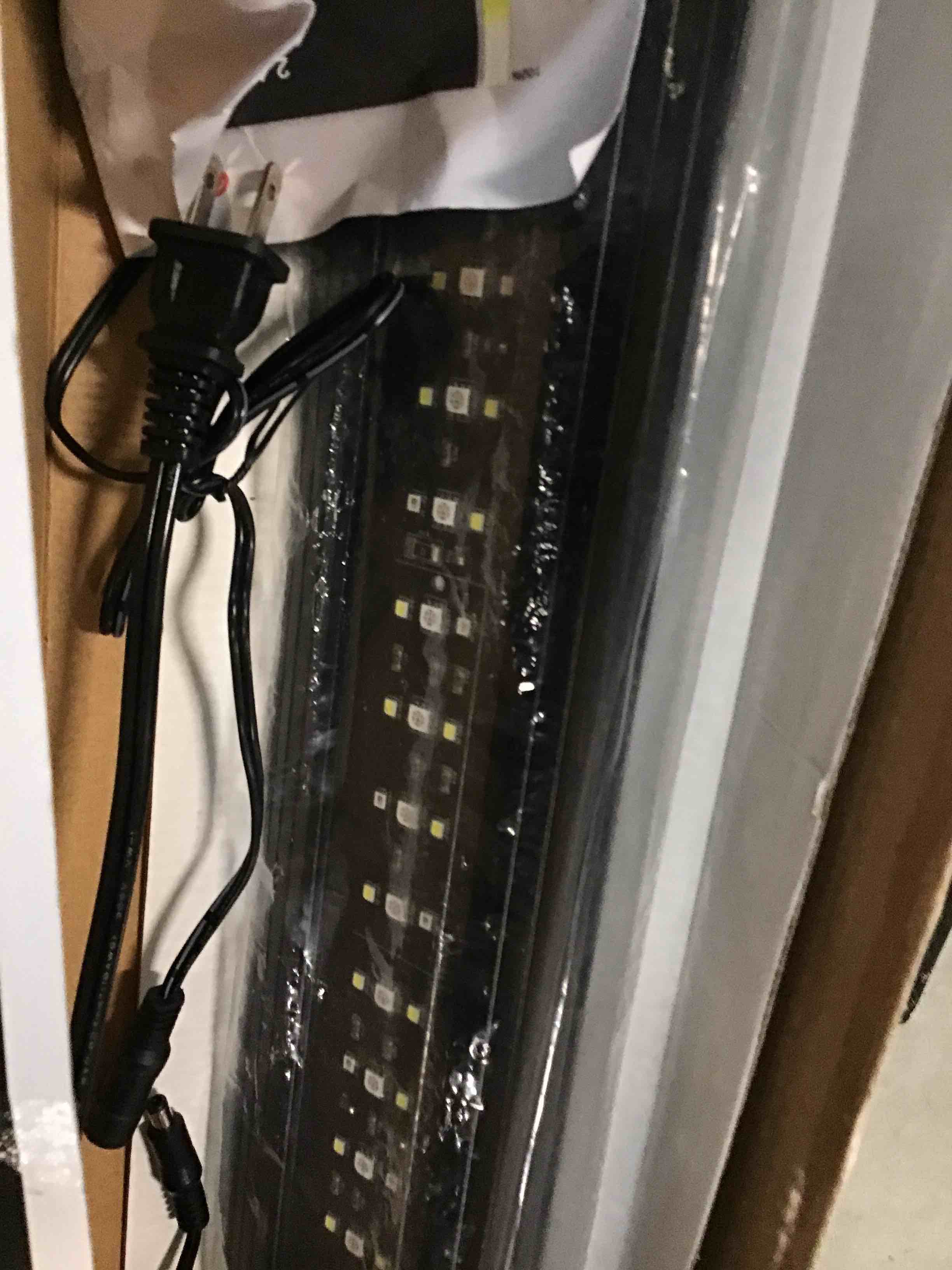 https://s3.amazonaws.com/lotting-images-prod/bidfta/GRN6827228_1720197287319.jpeg