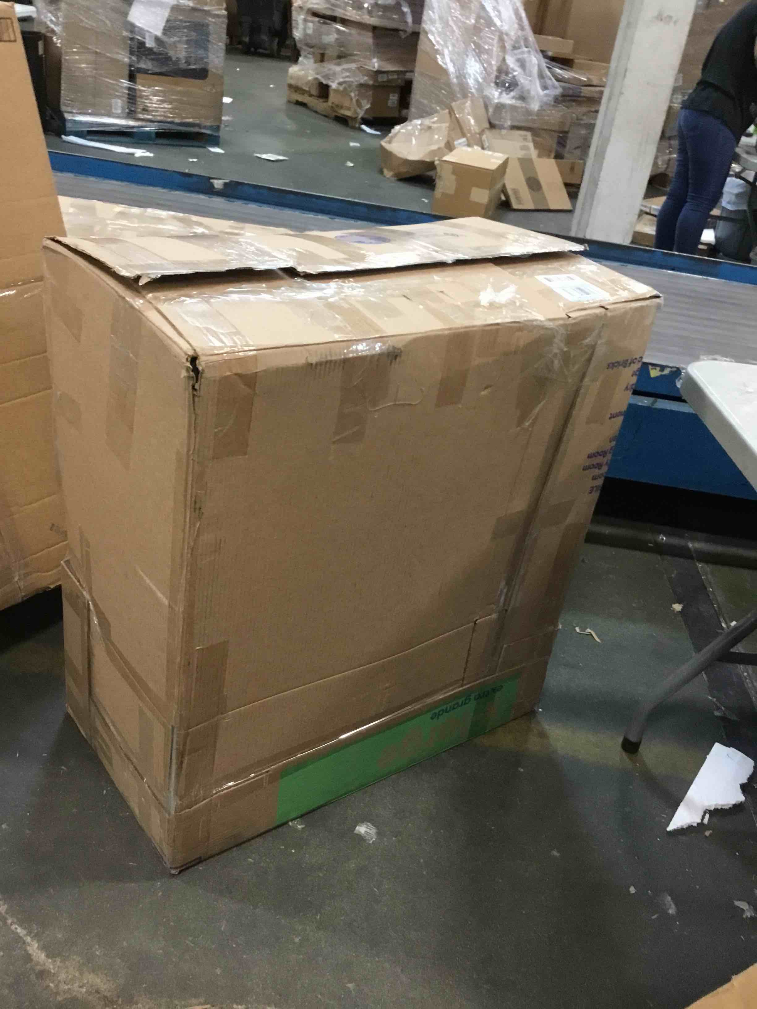 https://s3.amazonaws.com/lotting-images-prod/bidfta/GRN6827470_1720240914314.jpeg