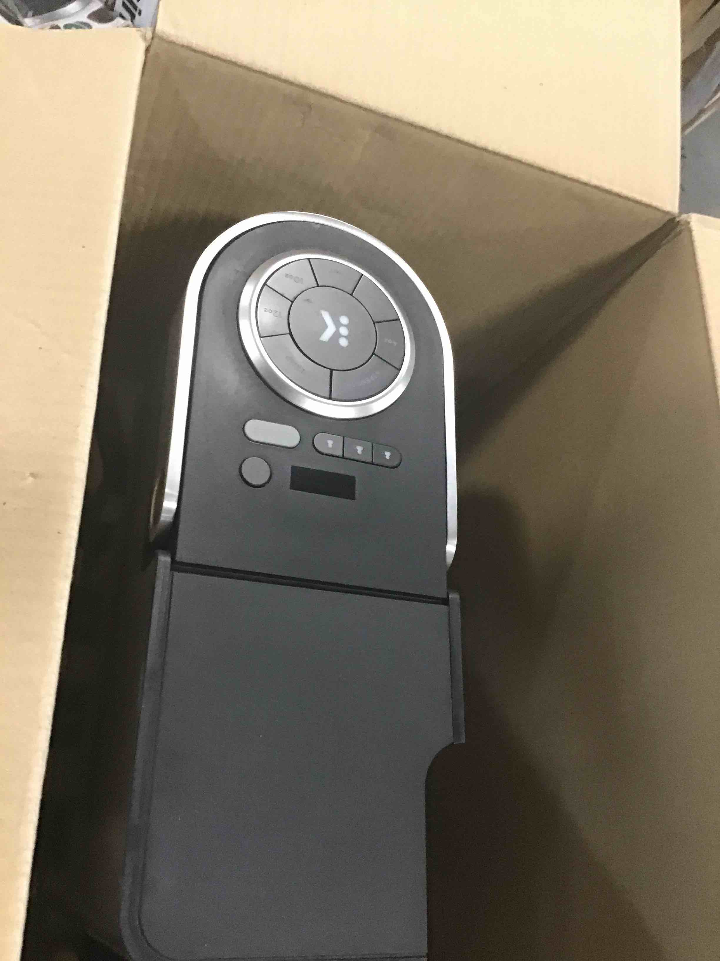 https://s3.amazonaws.com/lotting-images-prod/bidfta/GRN6827735_1720454906027.jpeg