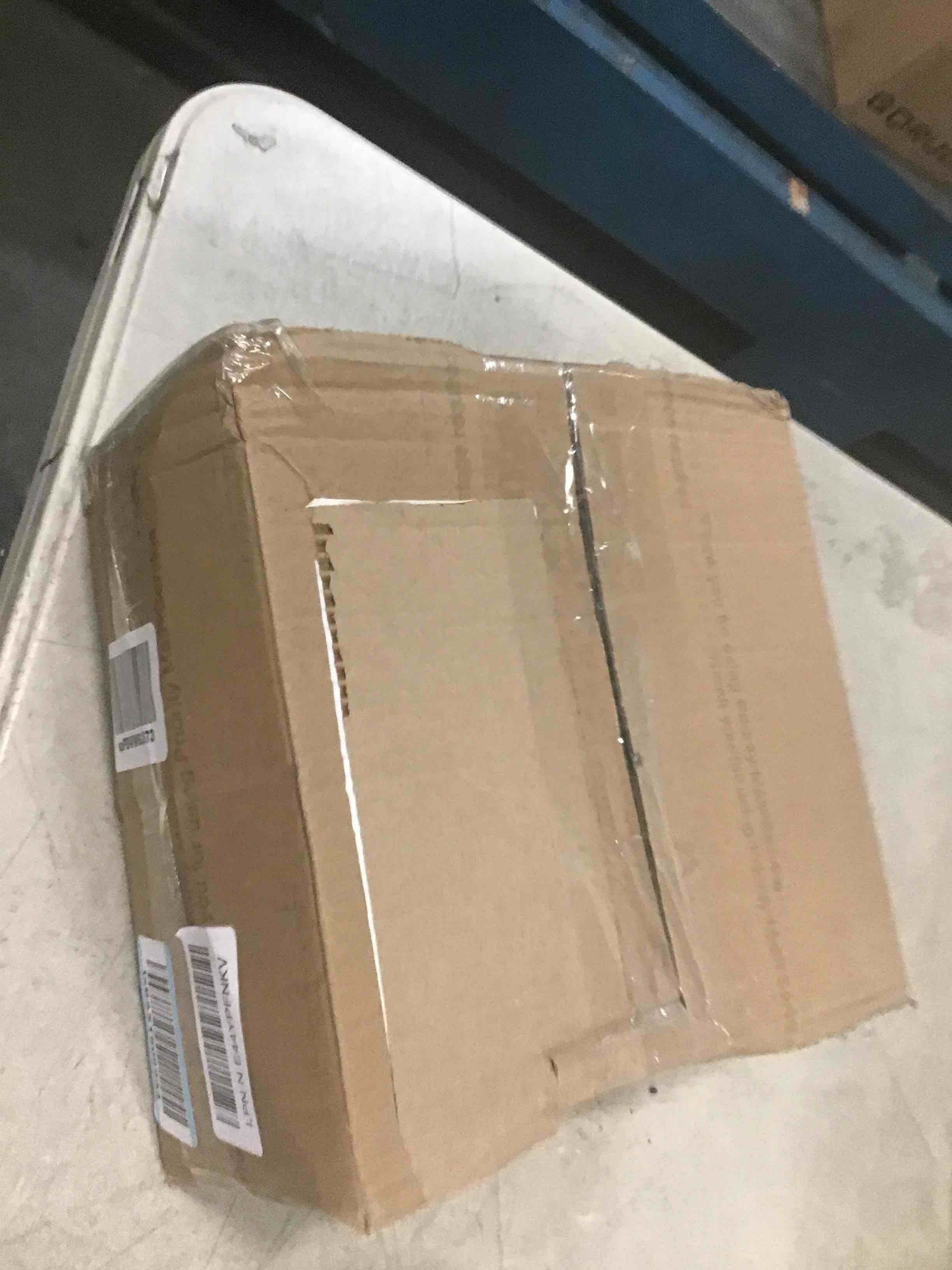https://s3.amazonaws.com/lotting-images-prod/bidfta/GRN6828031_1720531656445.jpeg