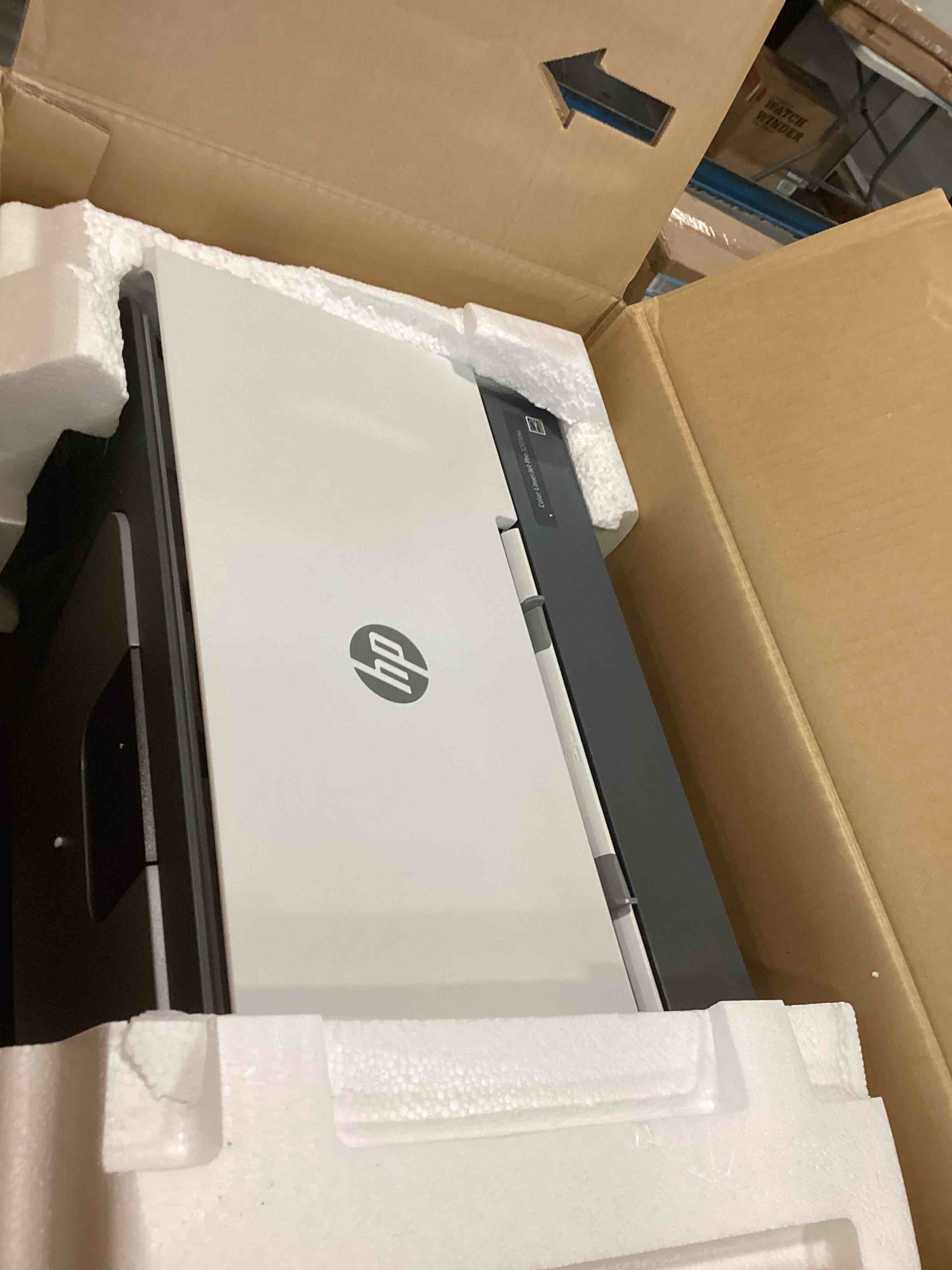 https://s3.amazonaws.com/lotting-images-prod/bidfta/GRN6828825_1720456224195.jpeg