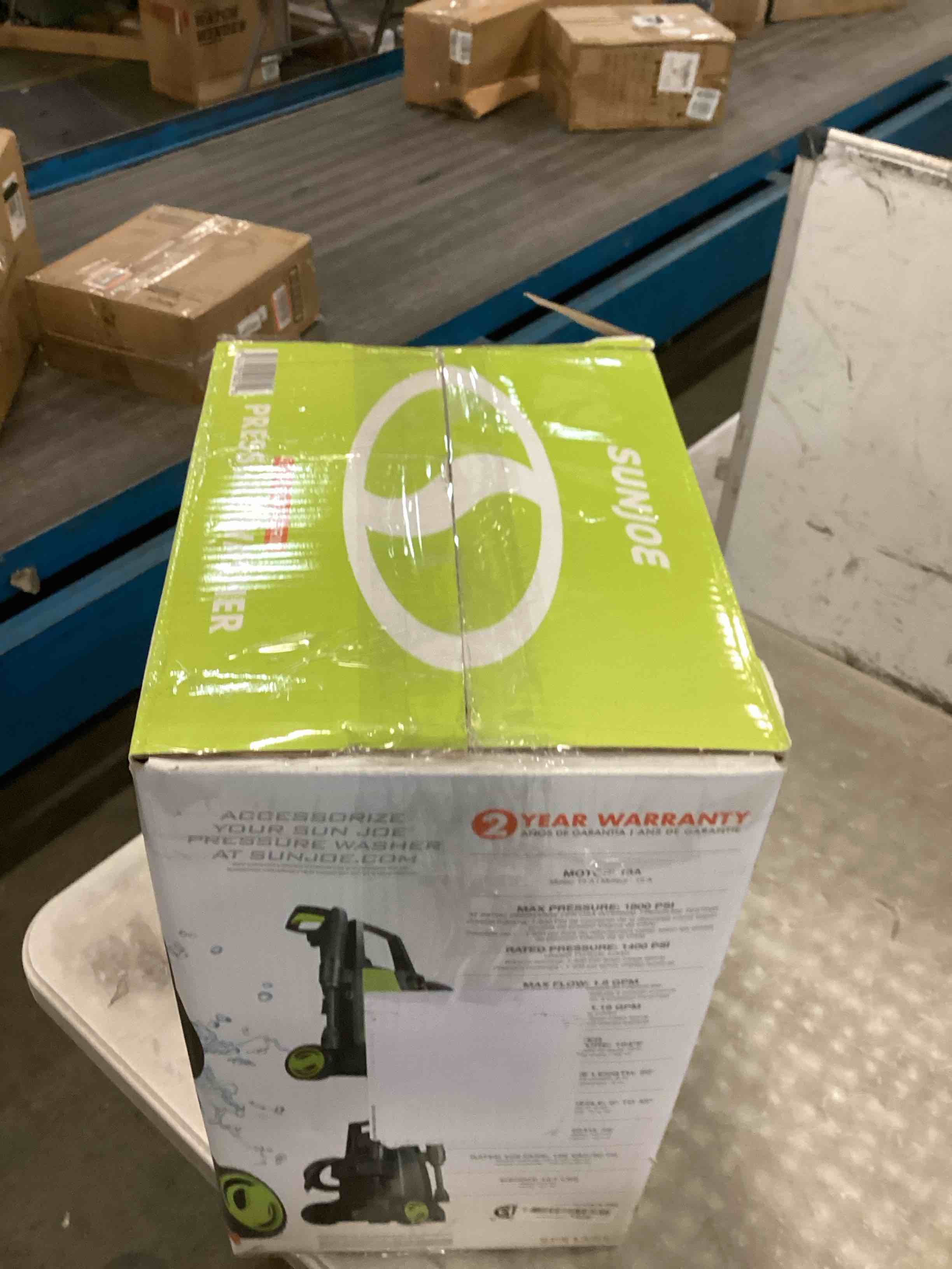 https://s3.amazonaws.com/lotting-images-prod/bidfta/GRN6828830_1720456644079.jpeg