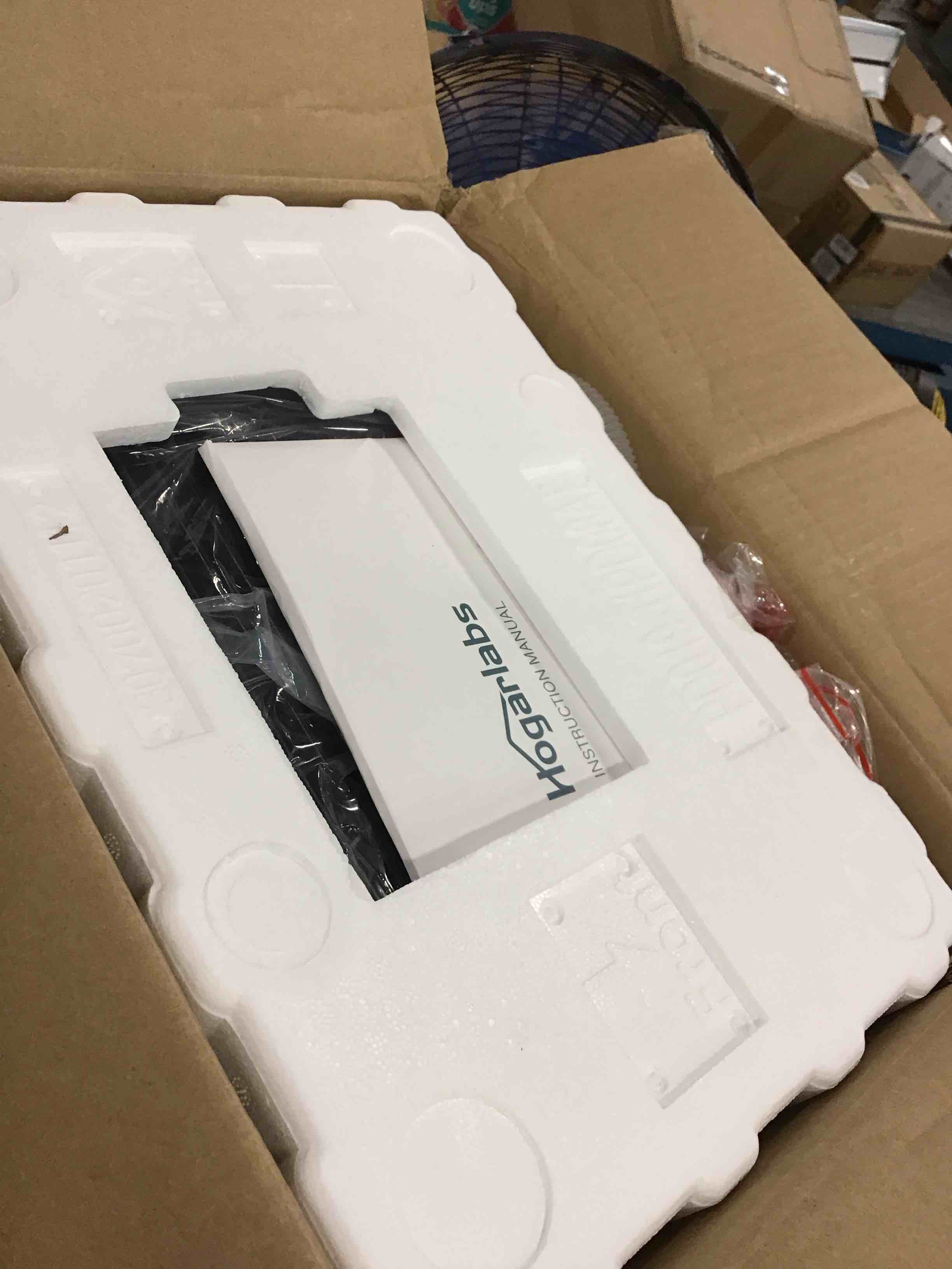 https://s3.amazonaws.com/lotting-images-prod/bidfta/GRN6828967_1720529194011.jpeg