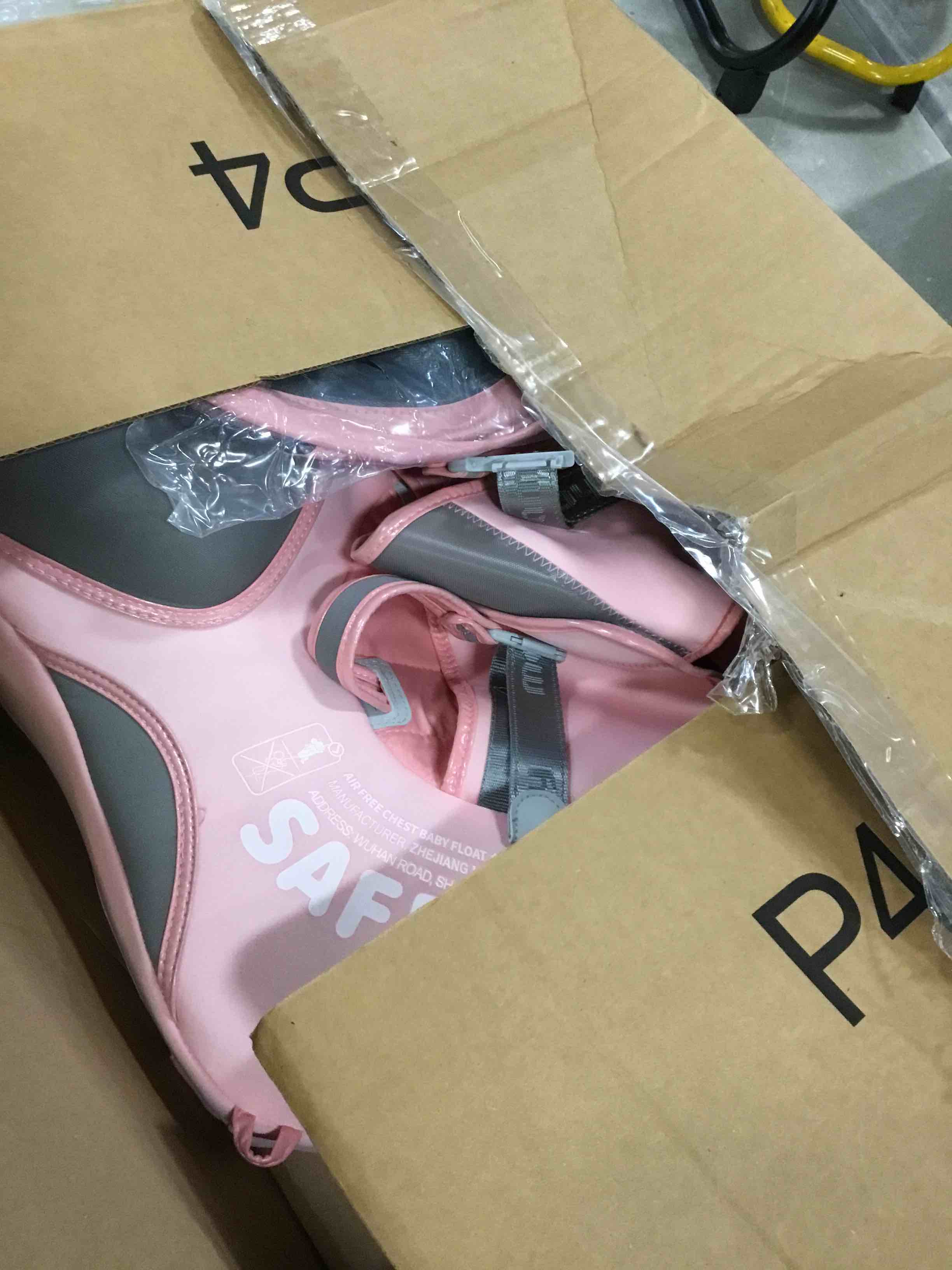 https://s3.amazonaws.com/lotting-images-prod/bidfta/GRN6829183_1720549714133.jpeg