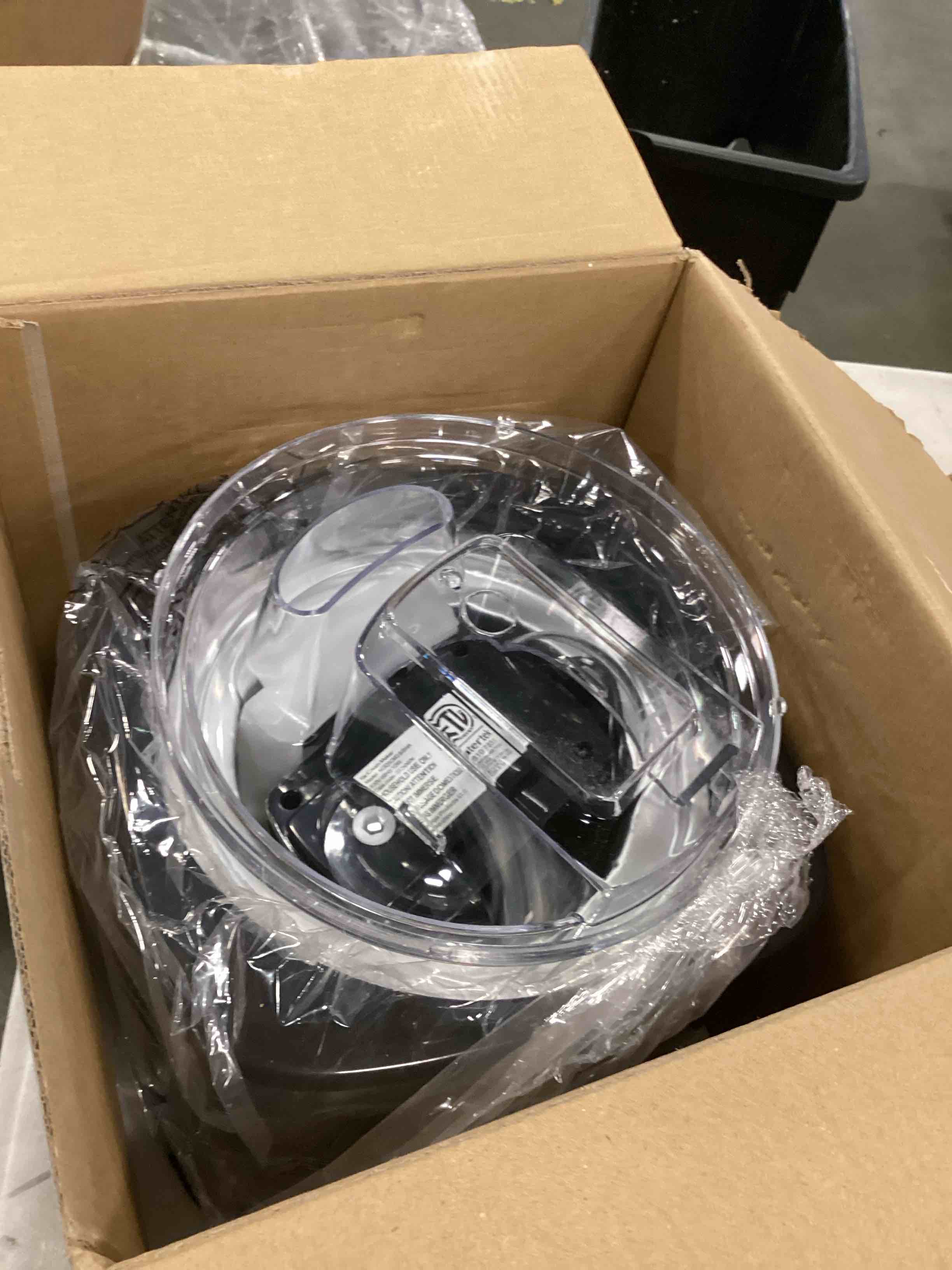 https://s3.amazonaws.com/lotting-images-prod/bidfta/GRN6829361_1720624500423.jpeg