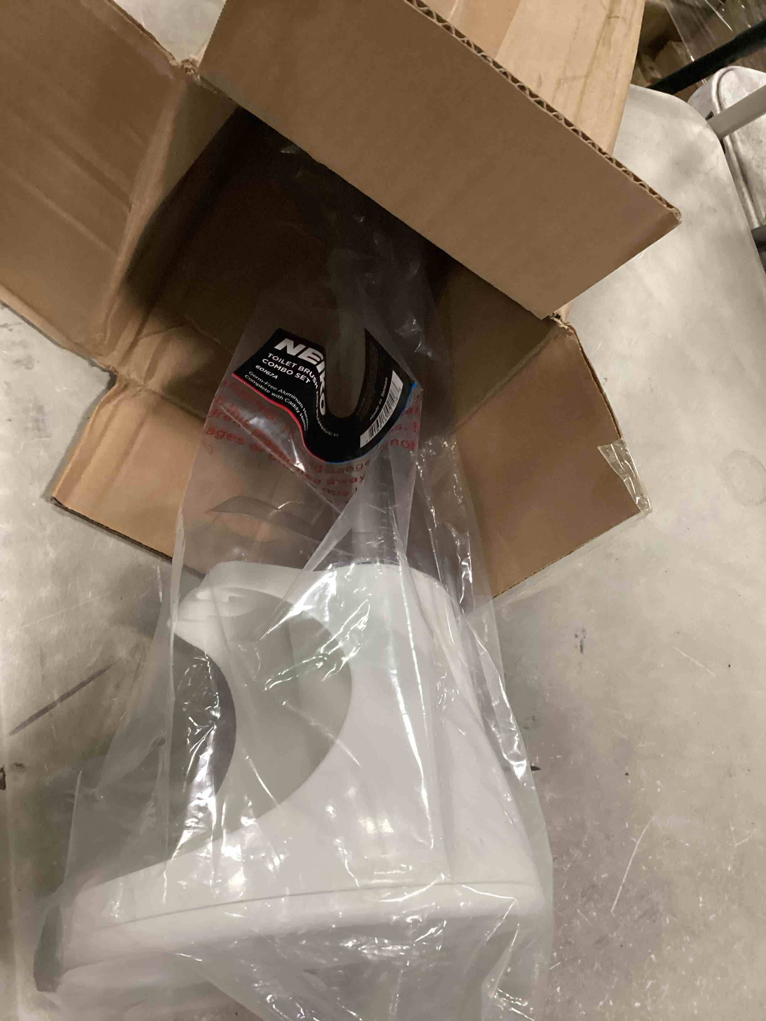 https://s3.amazonaws.com/lotting-images-prod/bidfta/GRN6829363_1720624657114.jpeg