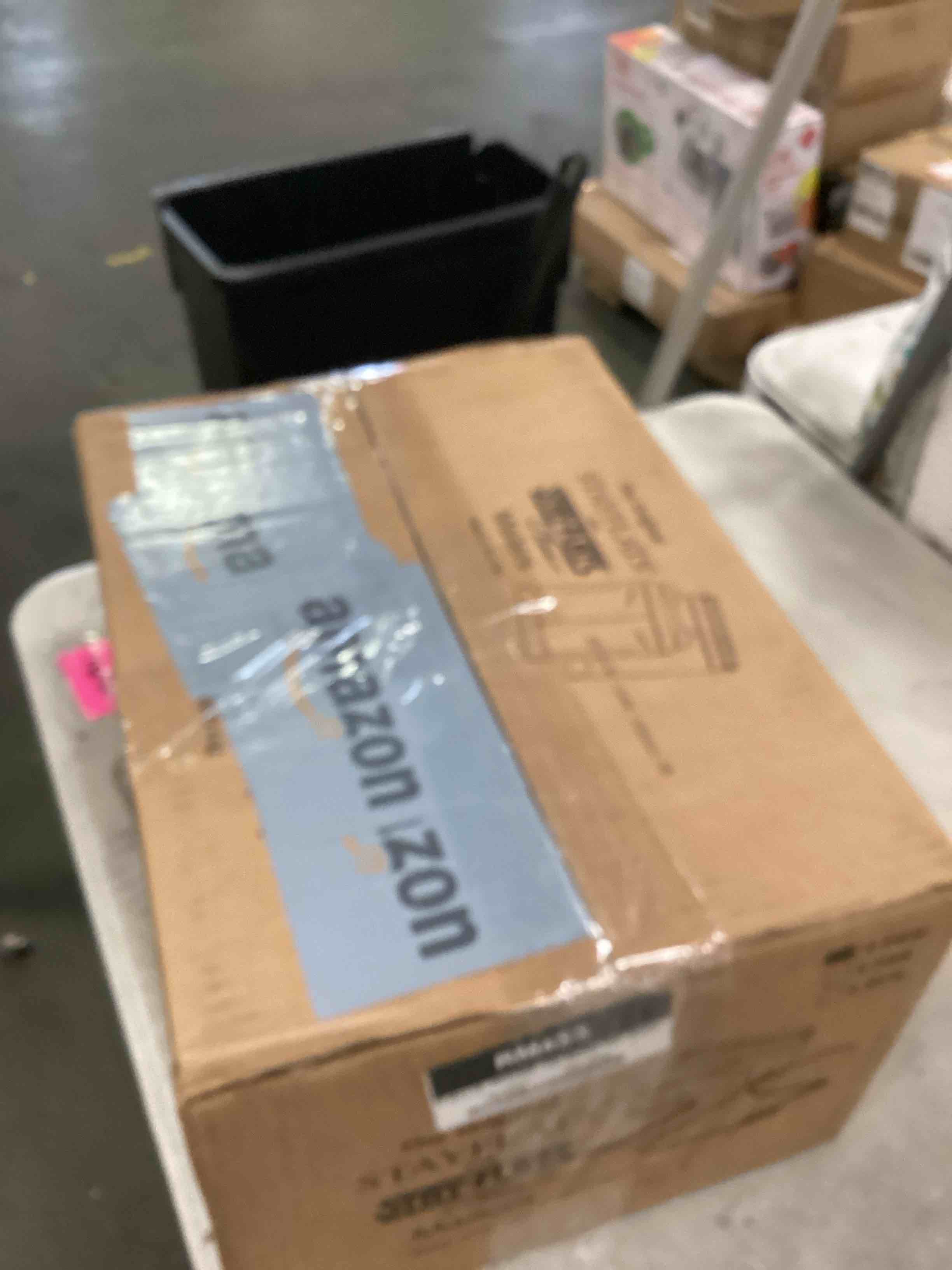 https://s3.amazonaws.com/lotting-images-prod/bidfta/GRN6829395_1720627828873.jpeg