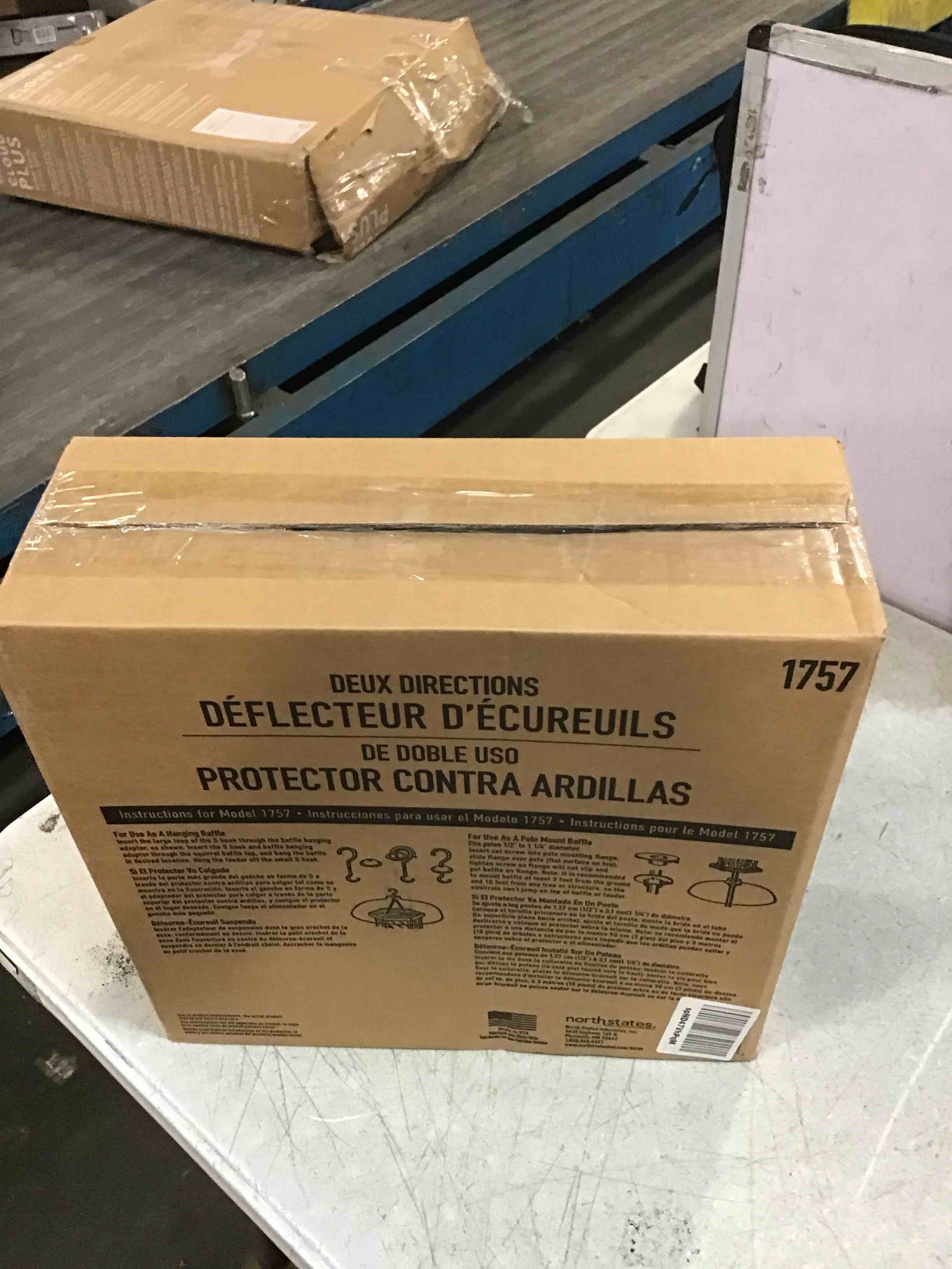 https://s3.amazonaws.com/lotting-images-prod/bidfta/GRN6829901_1720796186167.jpeg