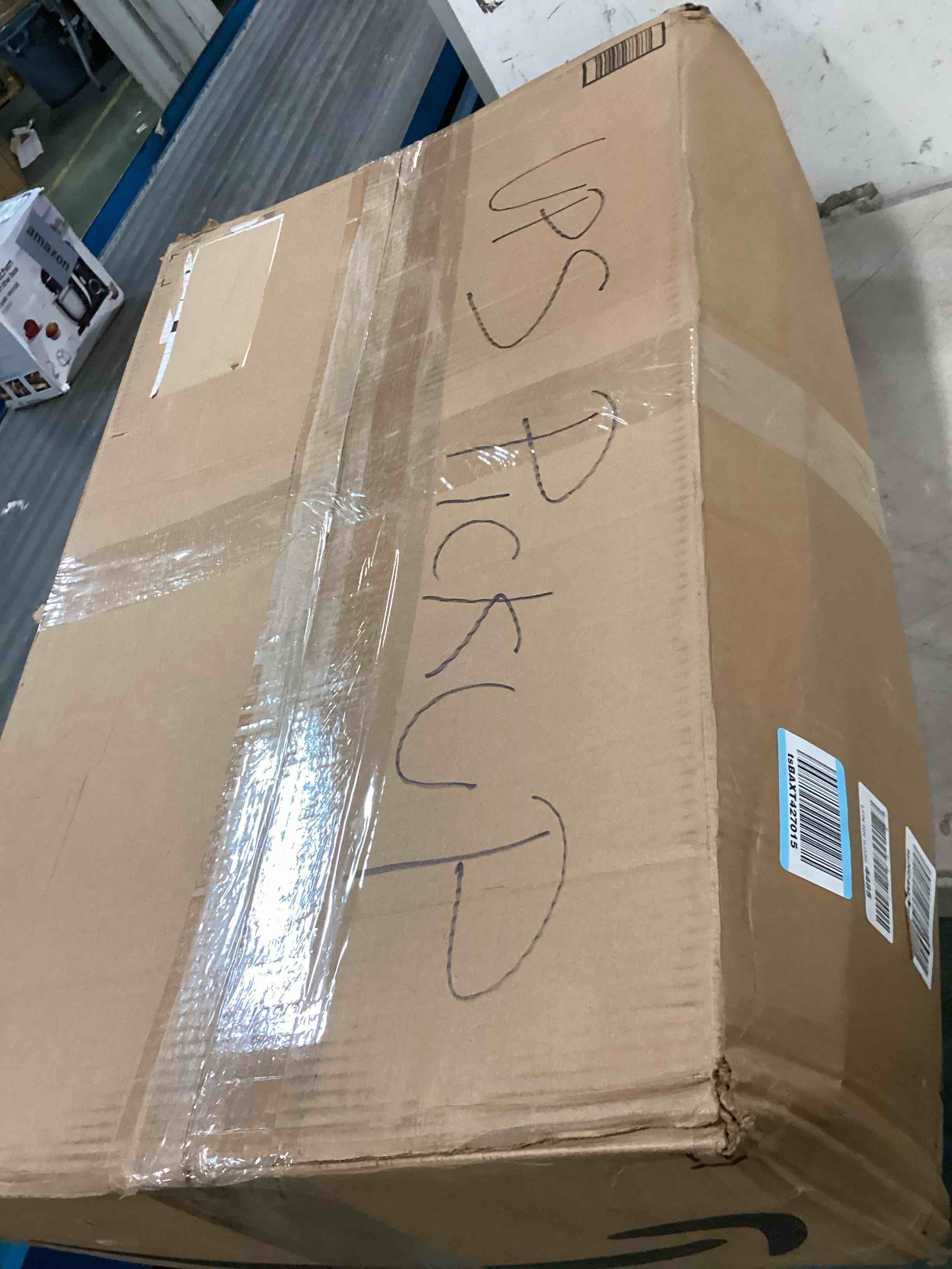 https://s3.amazonaws.com/lotting-images-prod/bidfta/GRN6830708_1720177846903.jpeg