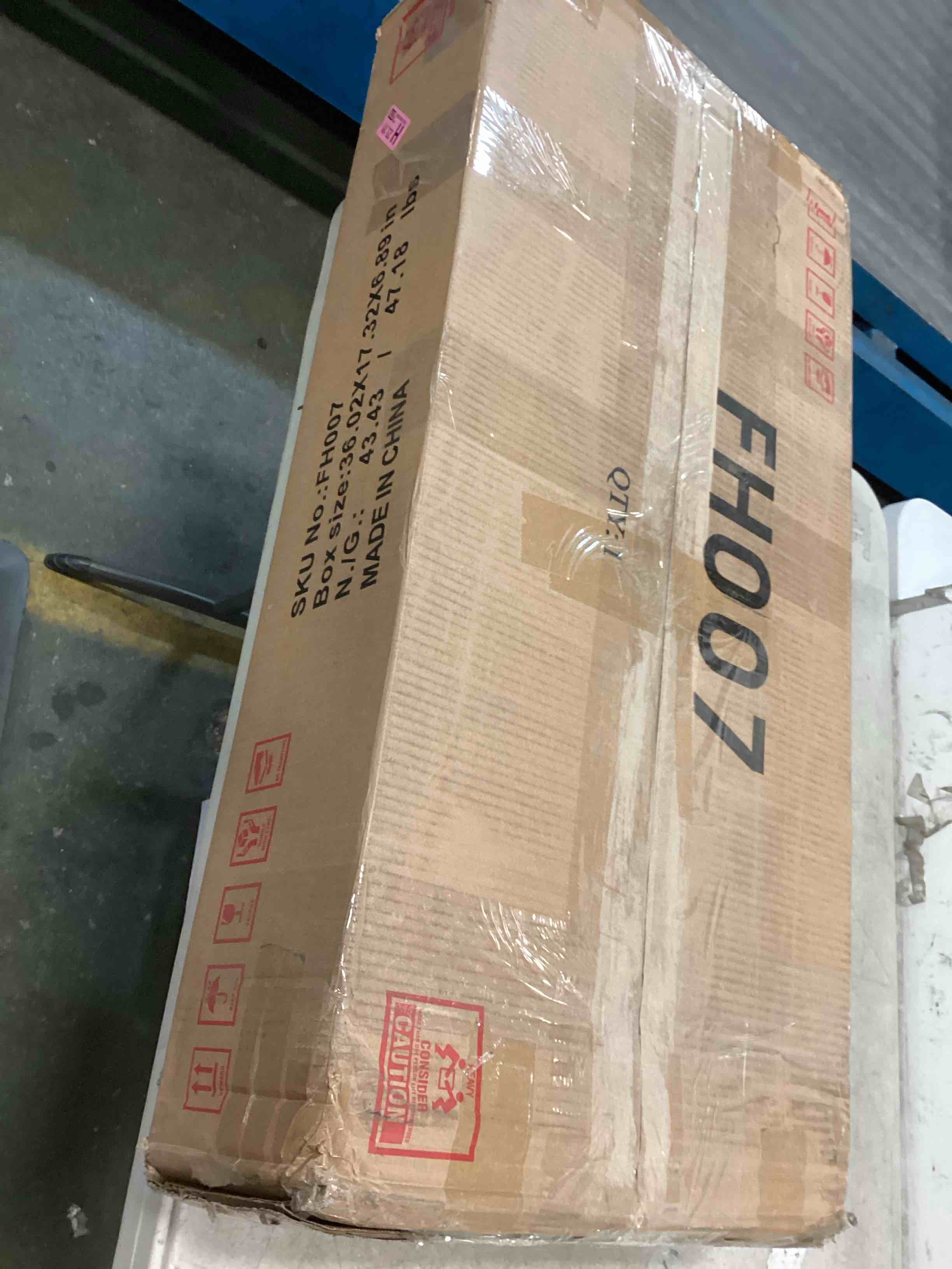 https://s3.amazonaws.com/lotting-images-prod/bidfta/GRN6830729_1720180023248.jpeg