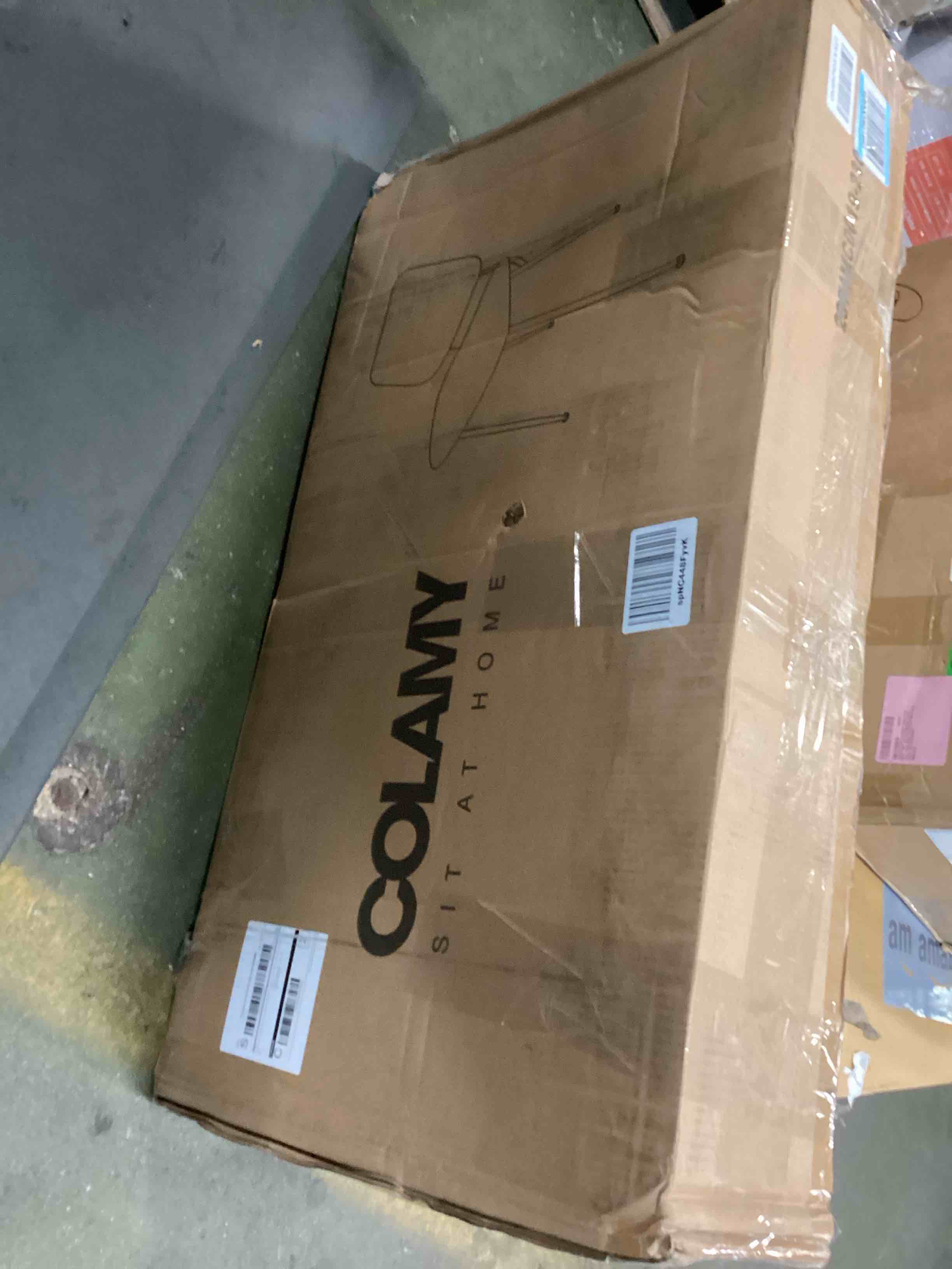 https://s3.amazonaws.com/lotting-images-prod/bidfta/GRN6830873_1720195117725.jpeg