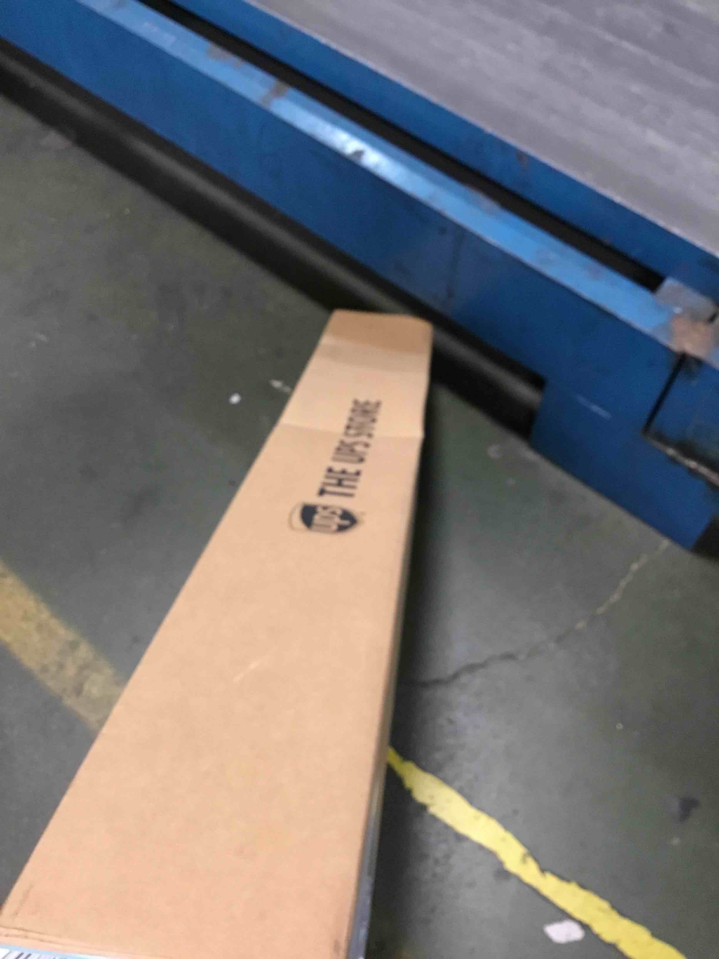 https://s3.amazonaws.com/lotting-images-prod/bidfta/GRN6832492_1721078261854.jpeg